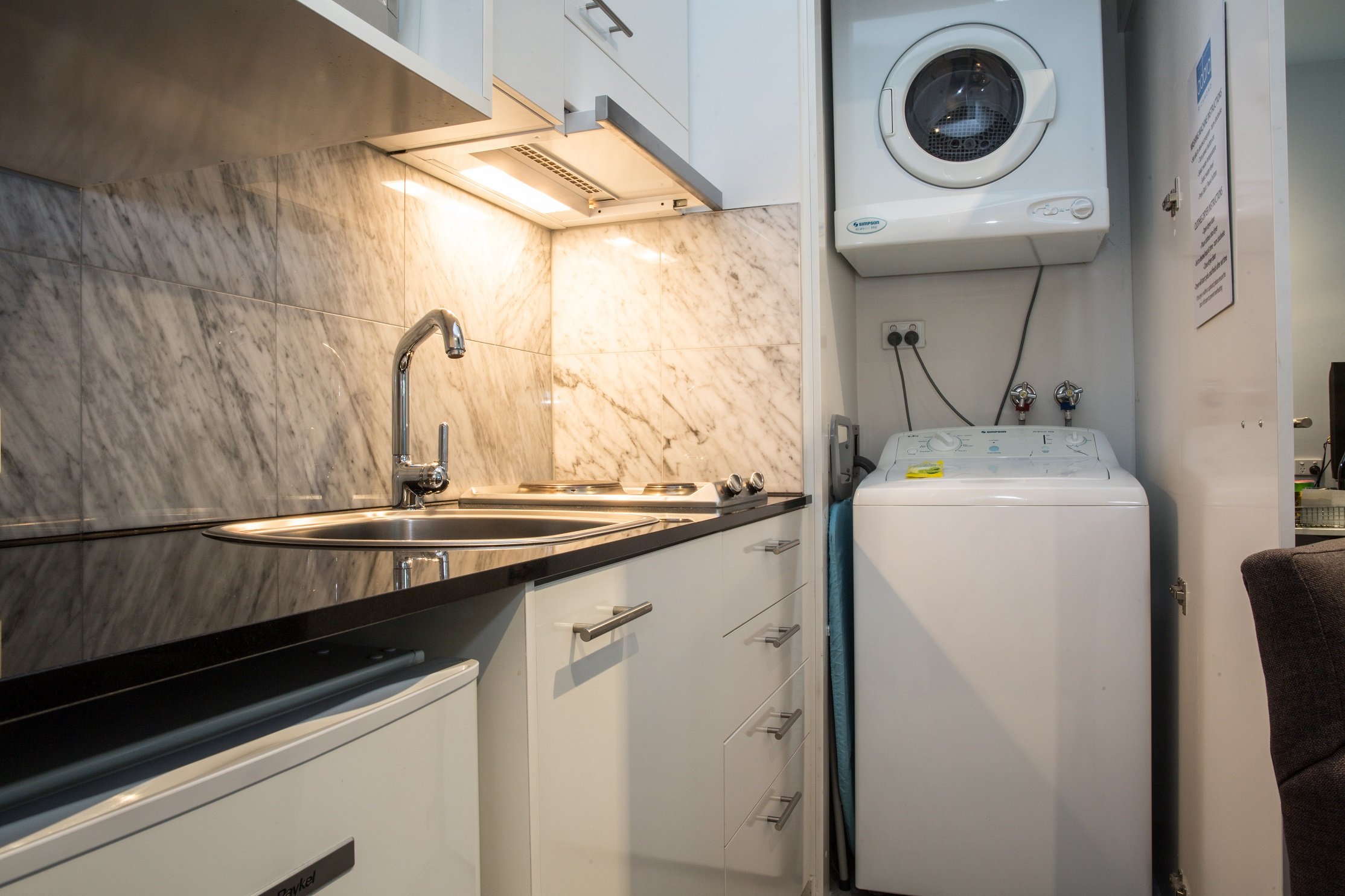 adara-richmond-studio-kitchen.jpeg