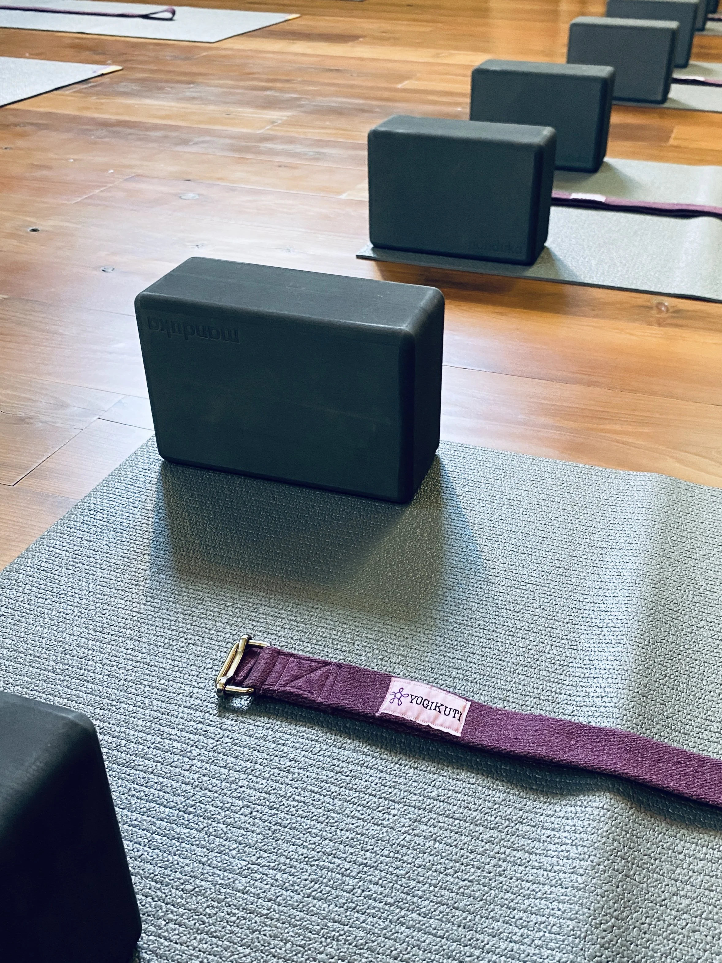 full bodied yoga yogikuti strap.JPG