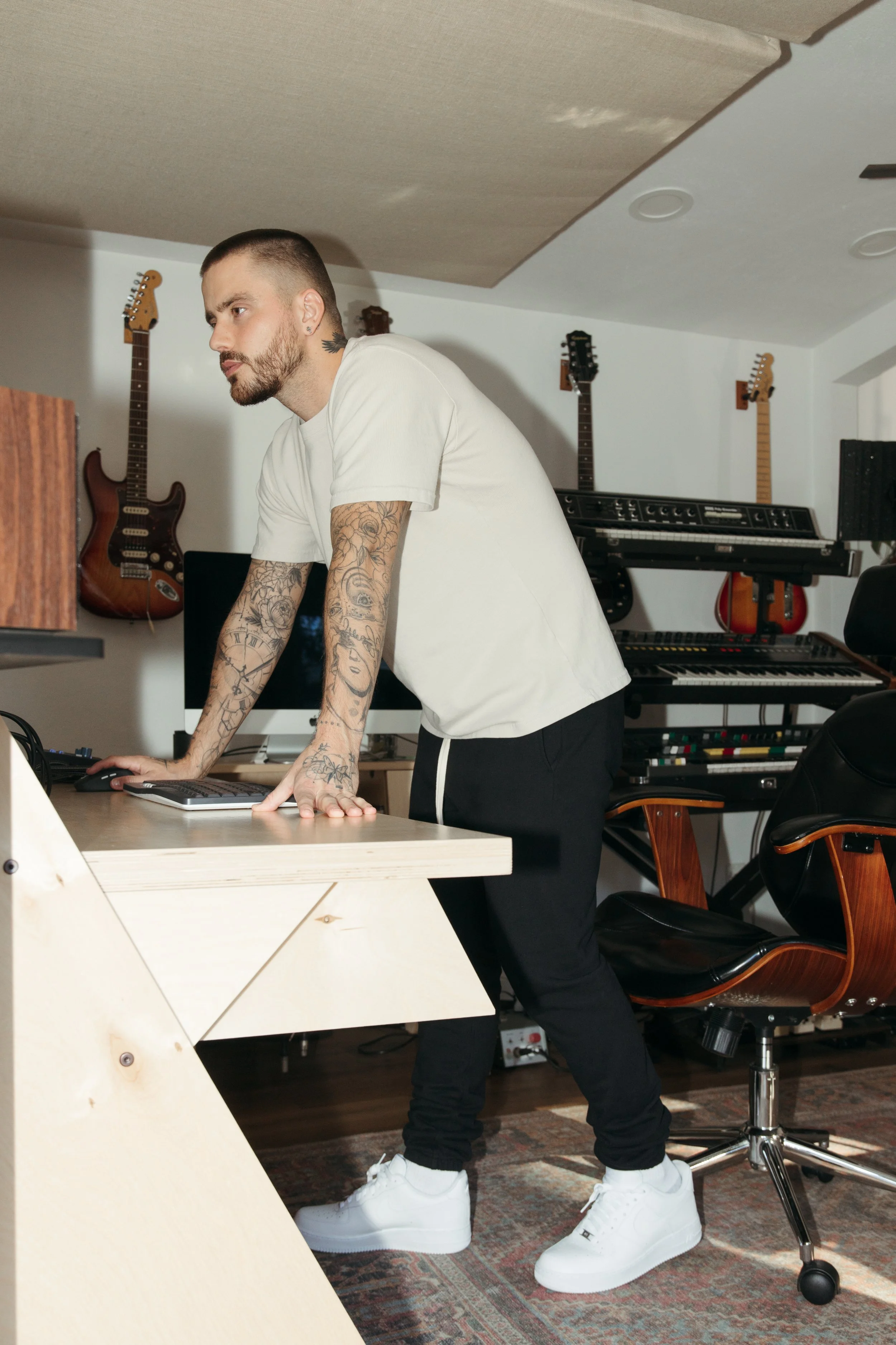 UNIFORM-LA Half Zip-16.jpg