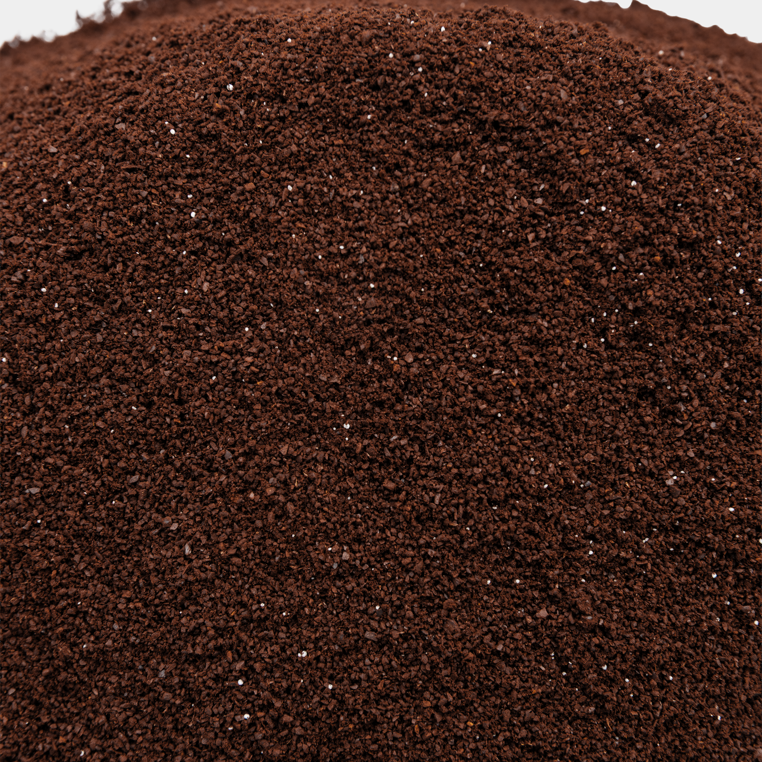 Alkaline 1x1 Crops_Bags_Grounds.png