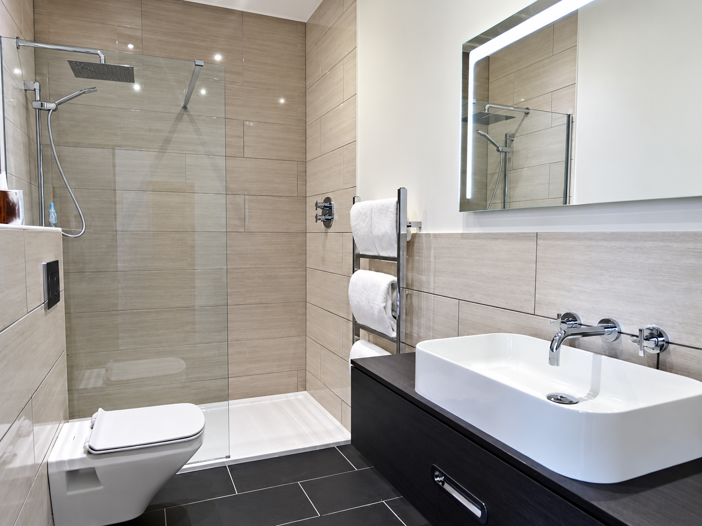 15 bathroom.png