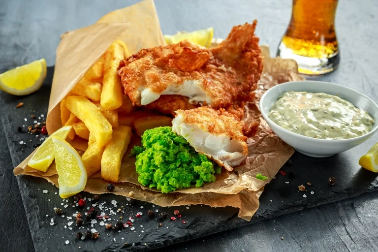 make-classic-english-fish-and-chips-at-home.webp