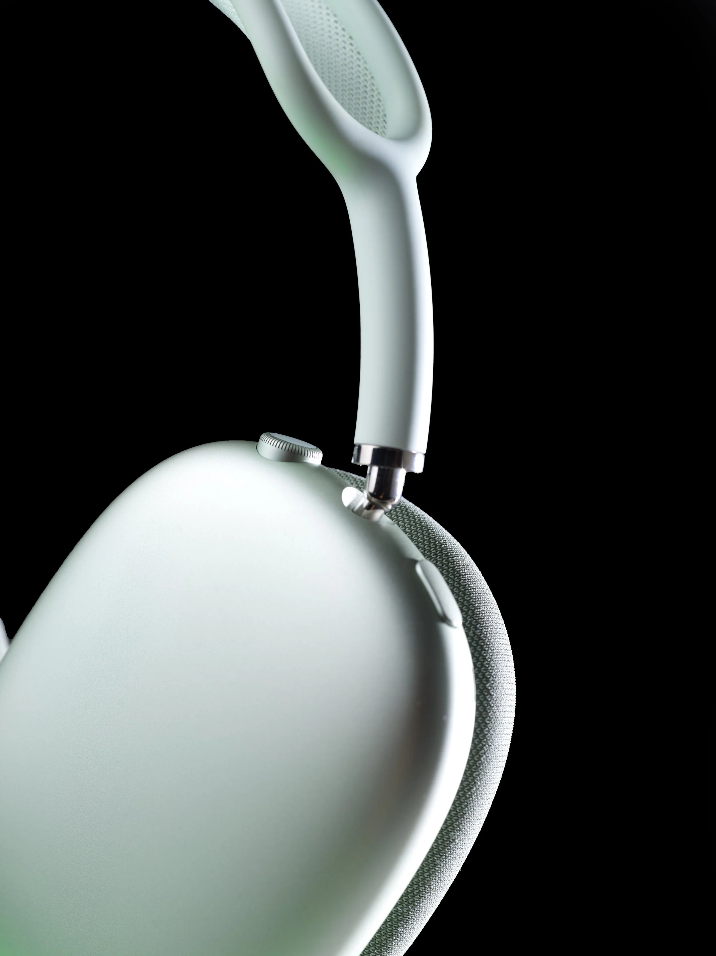 AirPodsMax_V15.jpg
