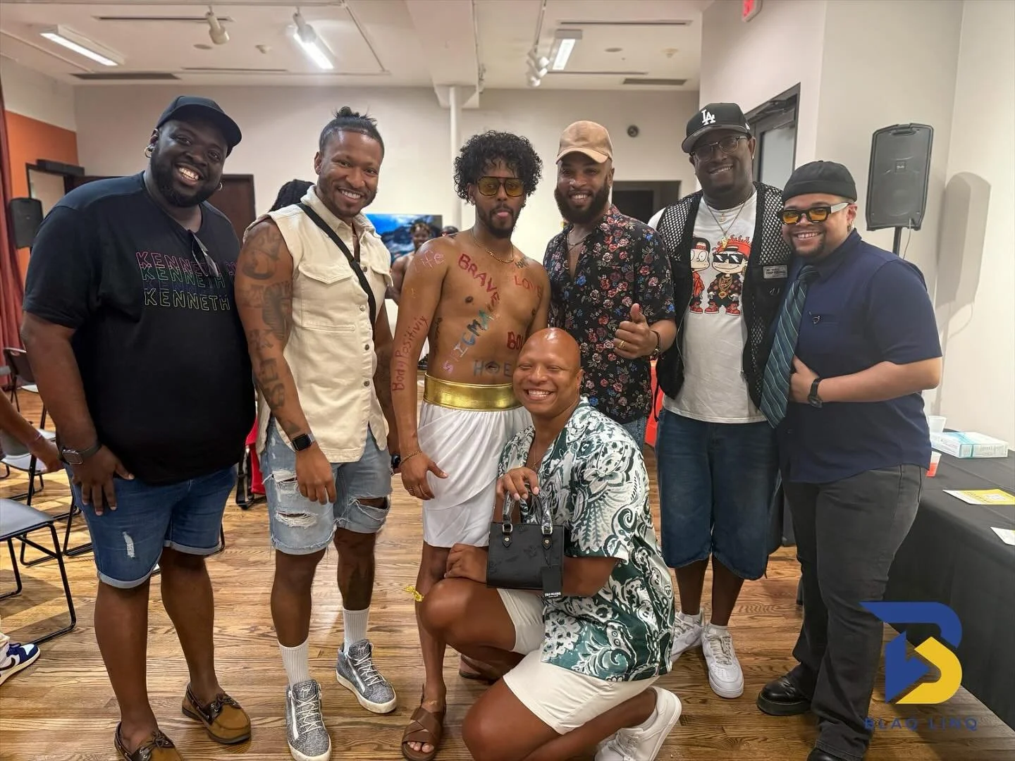 Where Color Meets Courage&hellip; You Showed Up. 🎨🖤

What happens when art, truth, and love gather under one roof?

You get Paint AND Shade The Stigma Vol. 1&nbsp;&mdash; not just an event, but a sacred space. A space where paint met purpose, and h