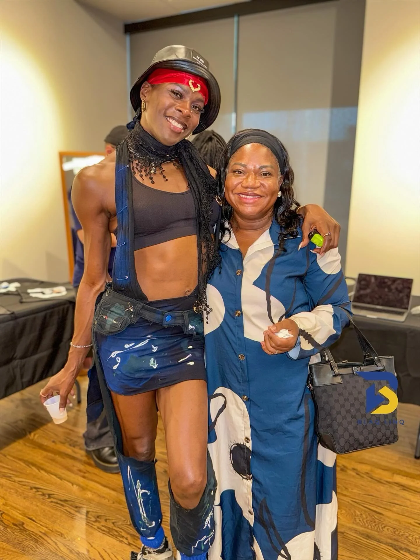 Where Color Meets Courage&hellip; You Showed Up. 🎨🖤

What happens when art, truth, and love gather under one roof?

You get Paint AND Shade The Stigma Vol. 1&nbsp;&mdash; not just an event, but a sacred space. A space where paint met purpose, and h