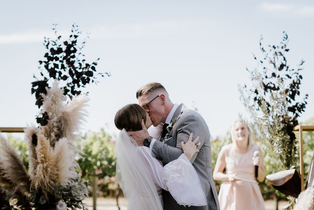 brittney_luke_blue_wren_wedding_gez_xavier_mansfield_photography_2019-462.jpg