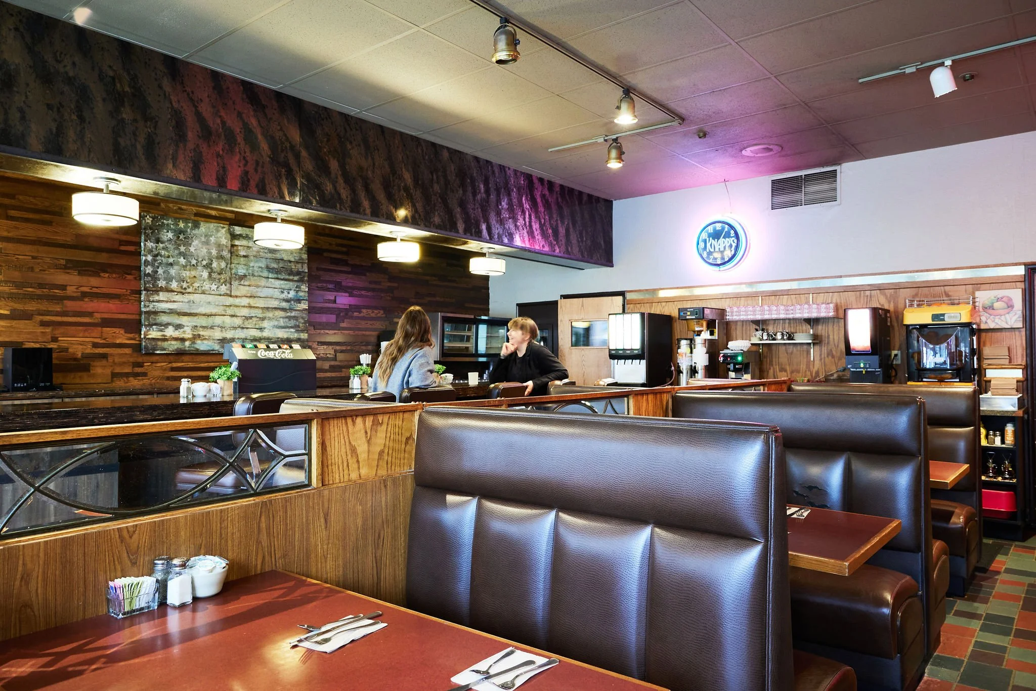 Hours and Location — Knapp's