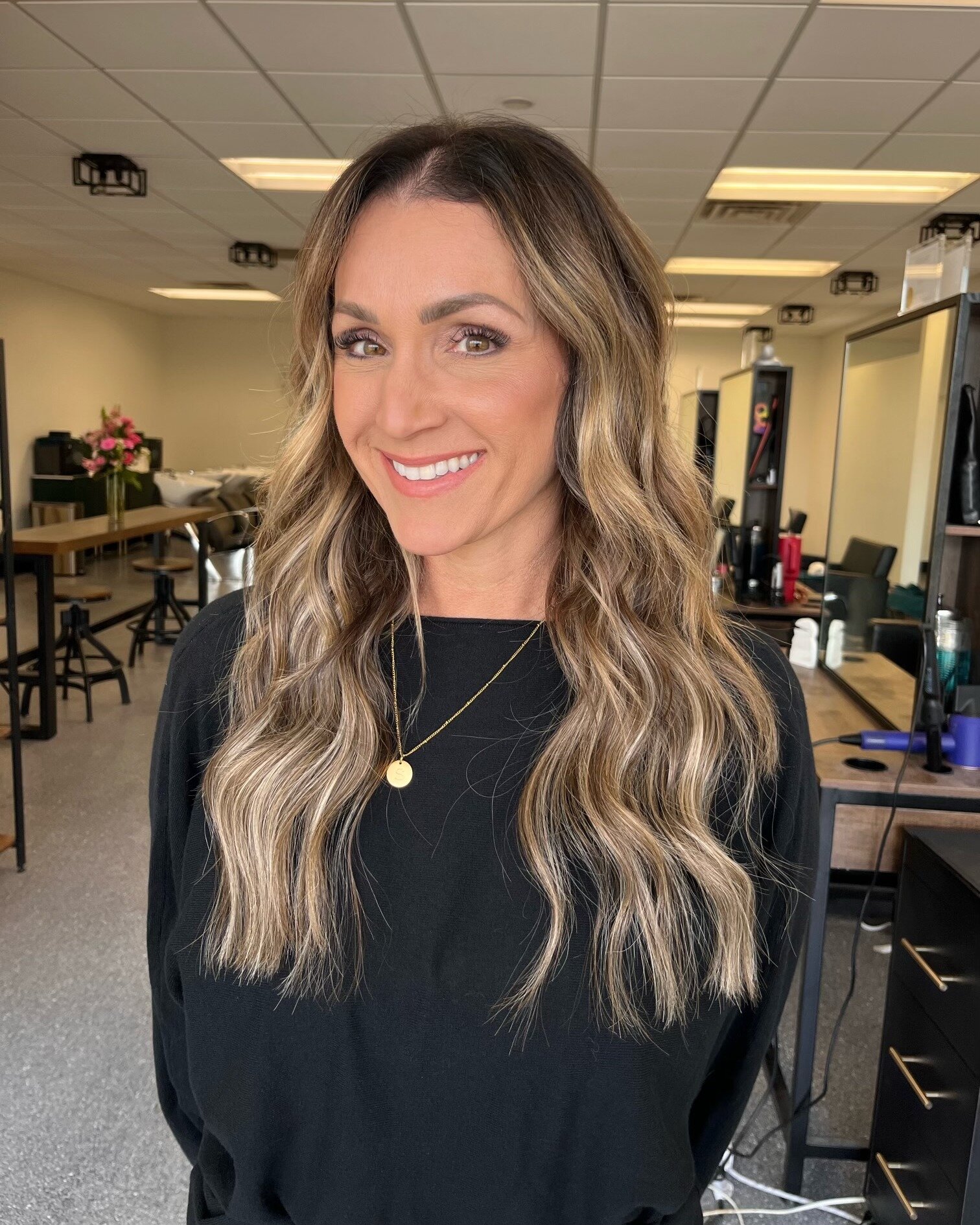 Why do we do hair extensions?

&quot;Hair extensions &ndash; our instant beauty secret! ✨💖 These magical strands have the power to transform not just my hair, but my entire mood. Feeling beautiful and confident in a snap!

Hair by: @manesbymadi_  an