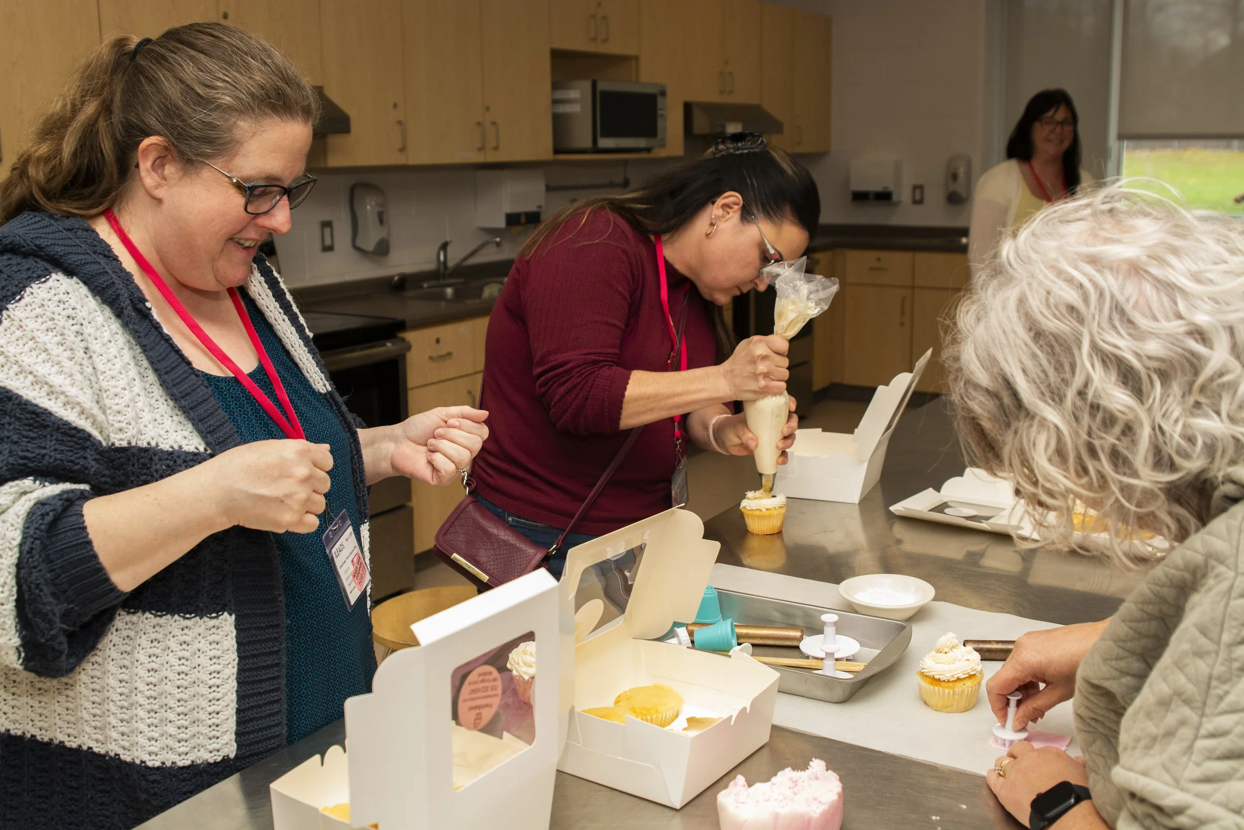 Cupcake workshop- Jean Cramer She Leads.jpg