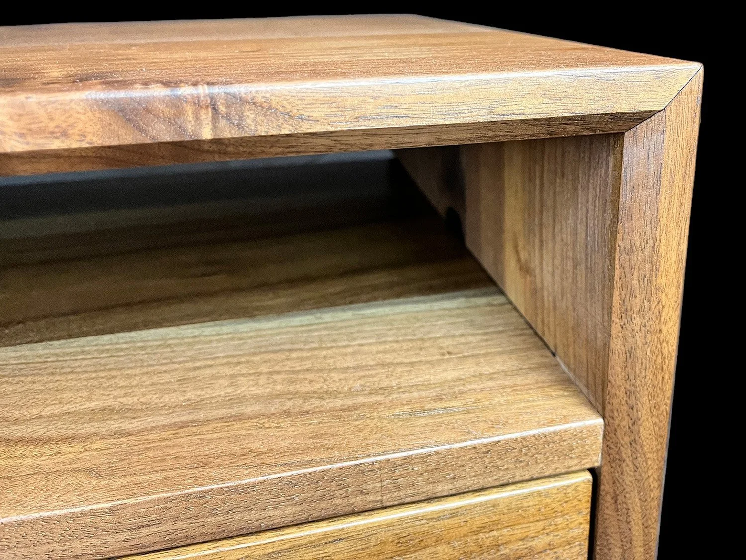 nightstand-14.jpg