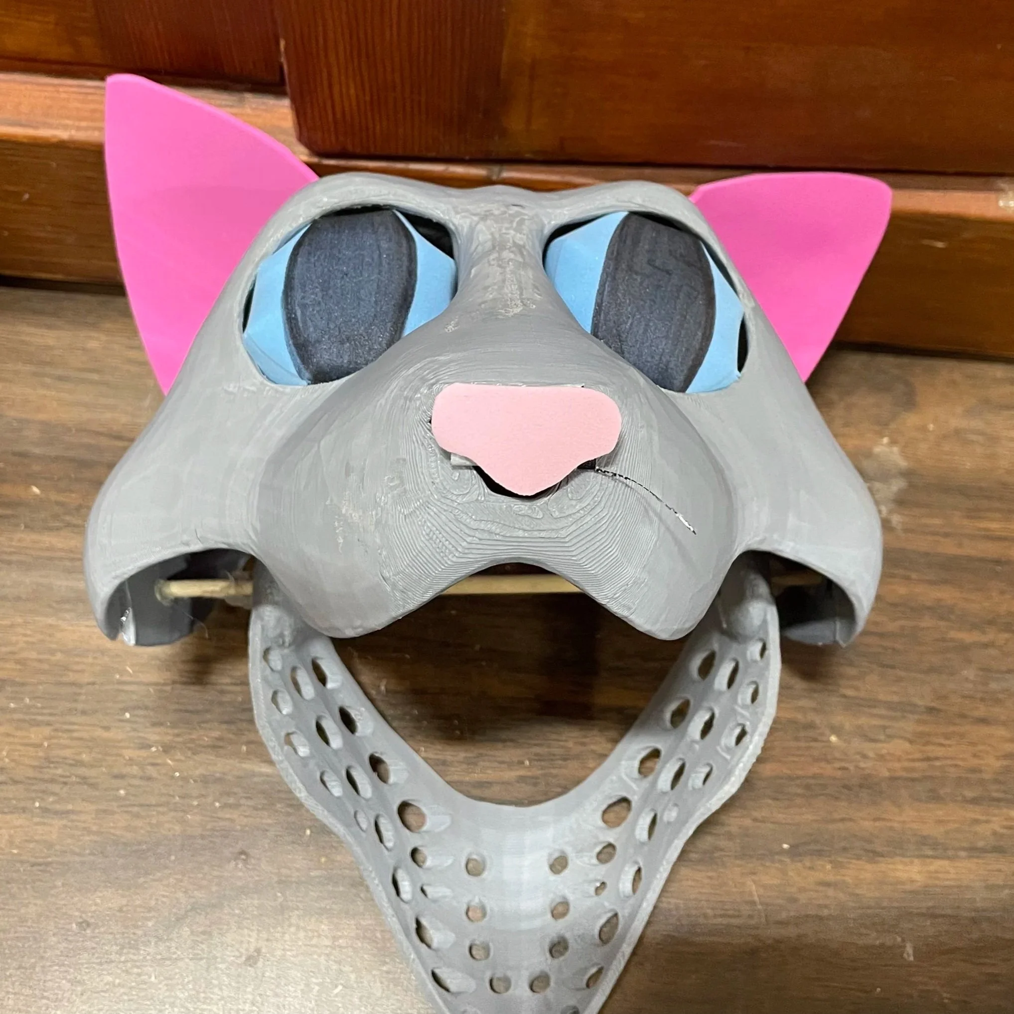 Articulated jaw in 3D printed head base, STL by Tioh on printables.com