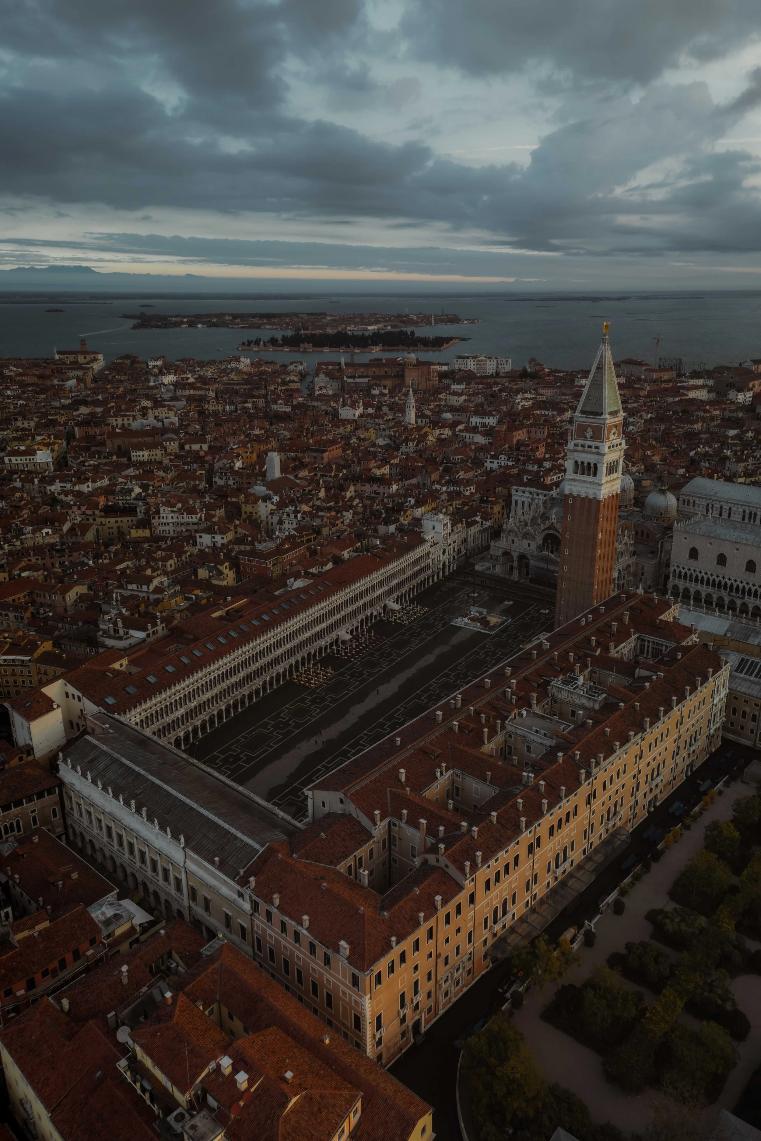 venice-sunrise-aerial-piazza-sanmarco.jpg