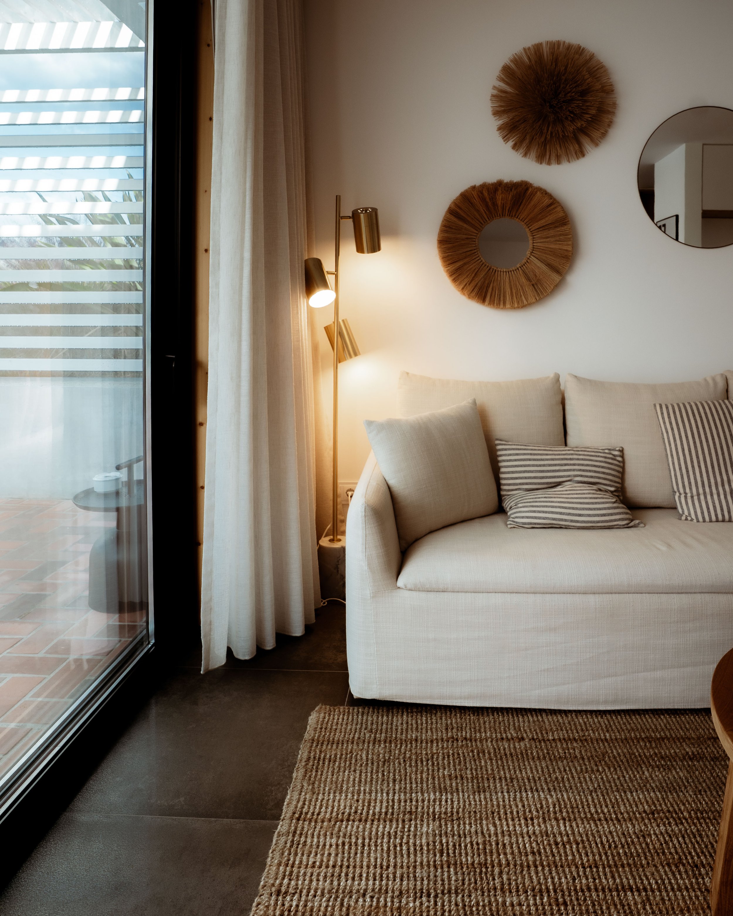 portugal-ericeira-prime-wohnzimmer-leseecke.jpg