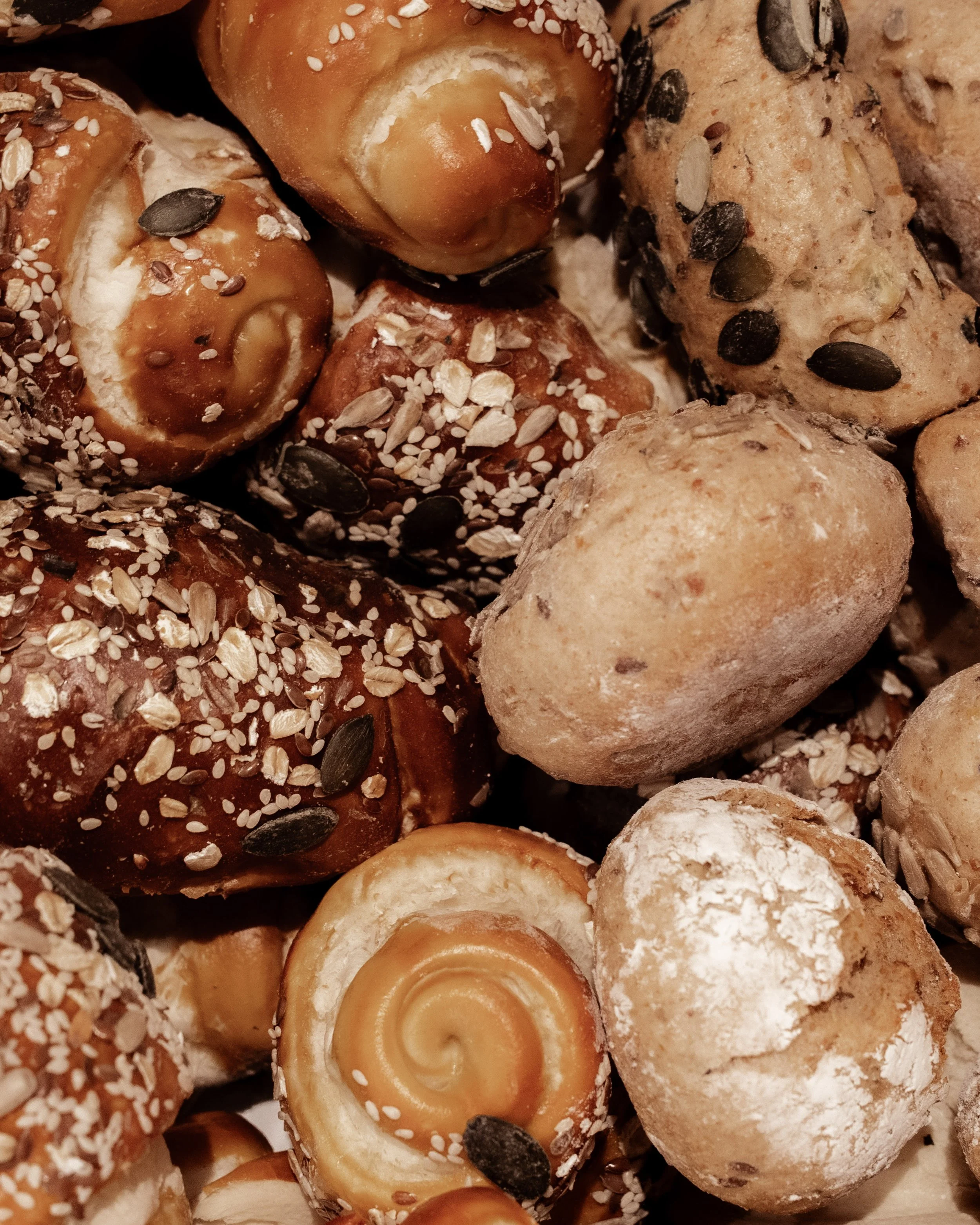 italien-bad-fallenbach-brot-am-fruehstuecksbuffet.jpg