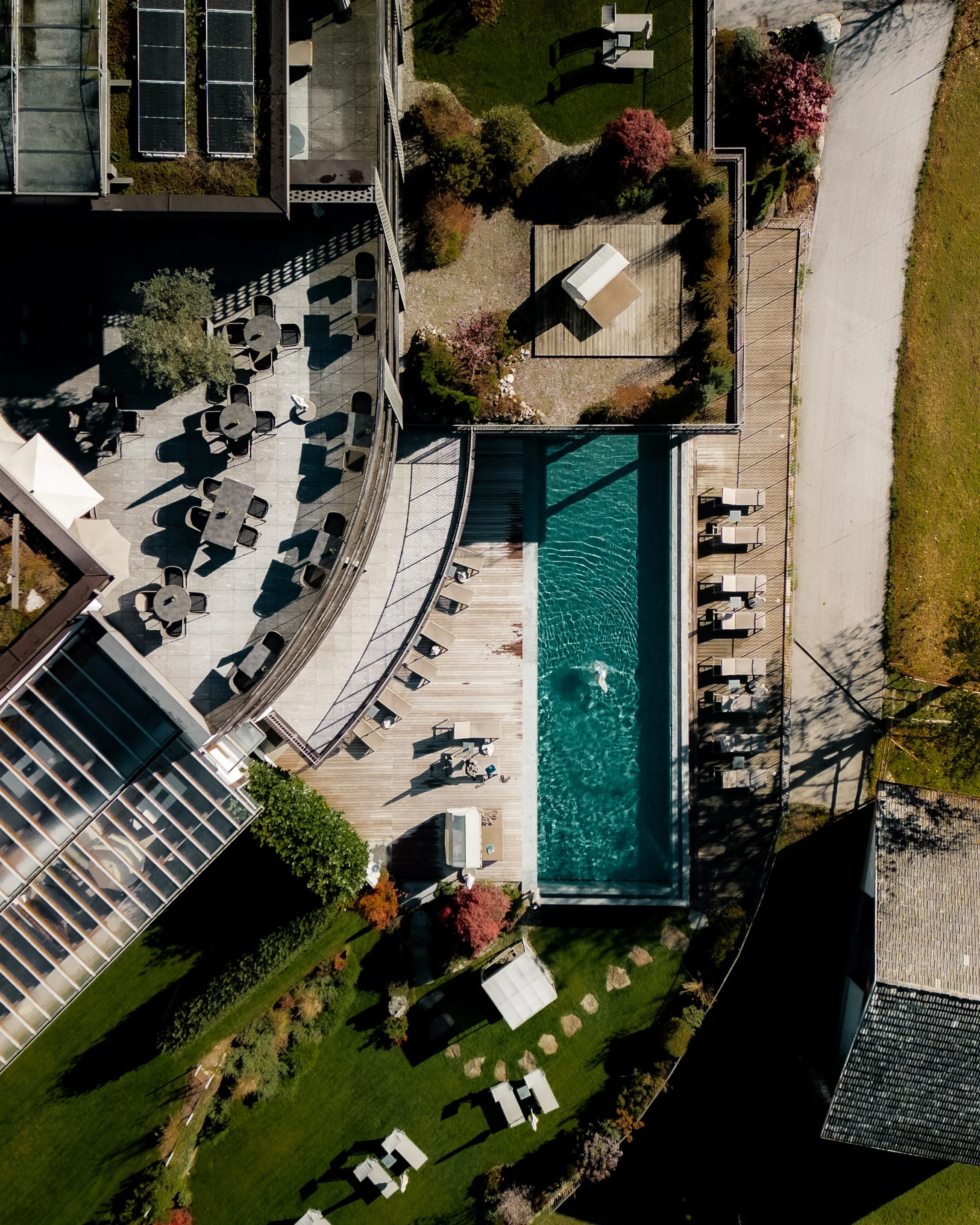 italien-bad-fallenbach-pool-von-oben.jpg