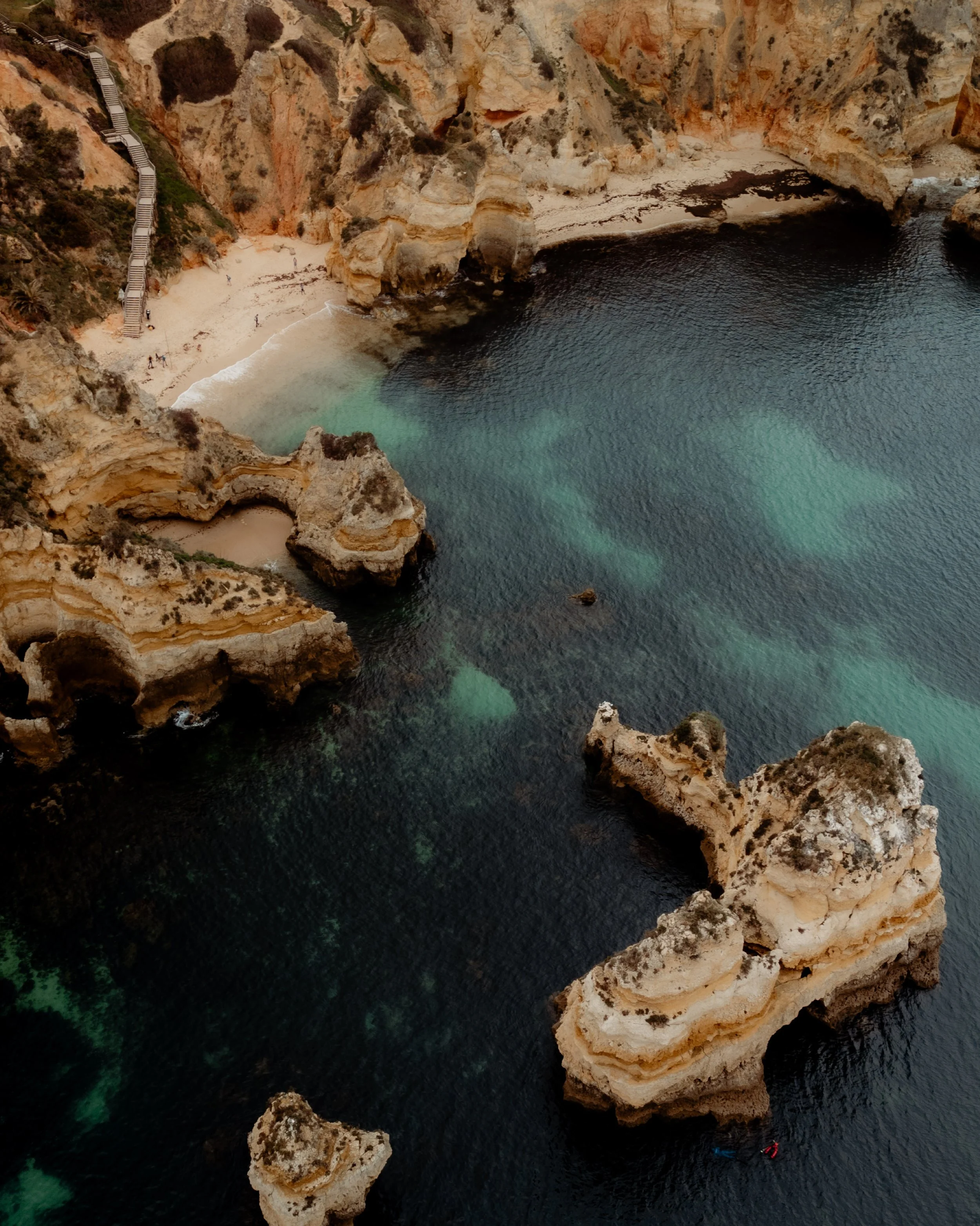 portugal-lagos-ponta-da-piedade-bucht-luftaufnahme.jpg