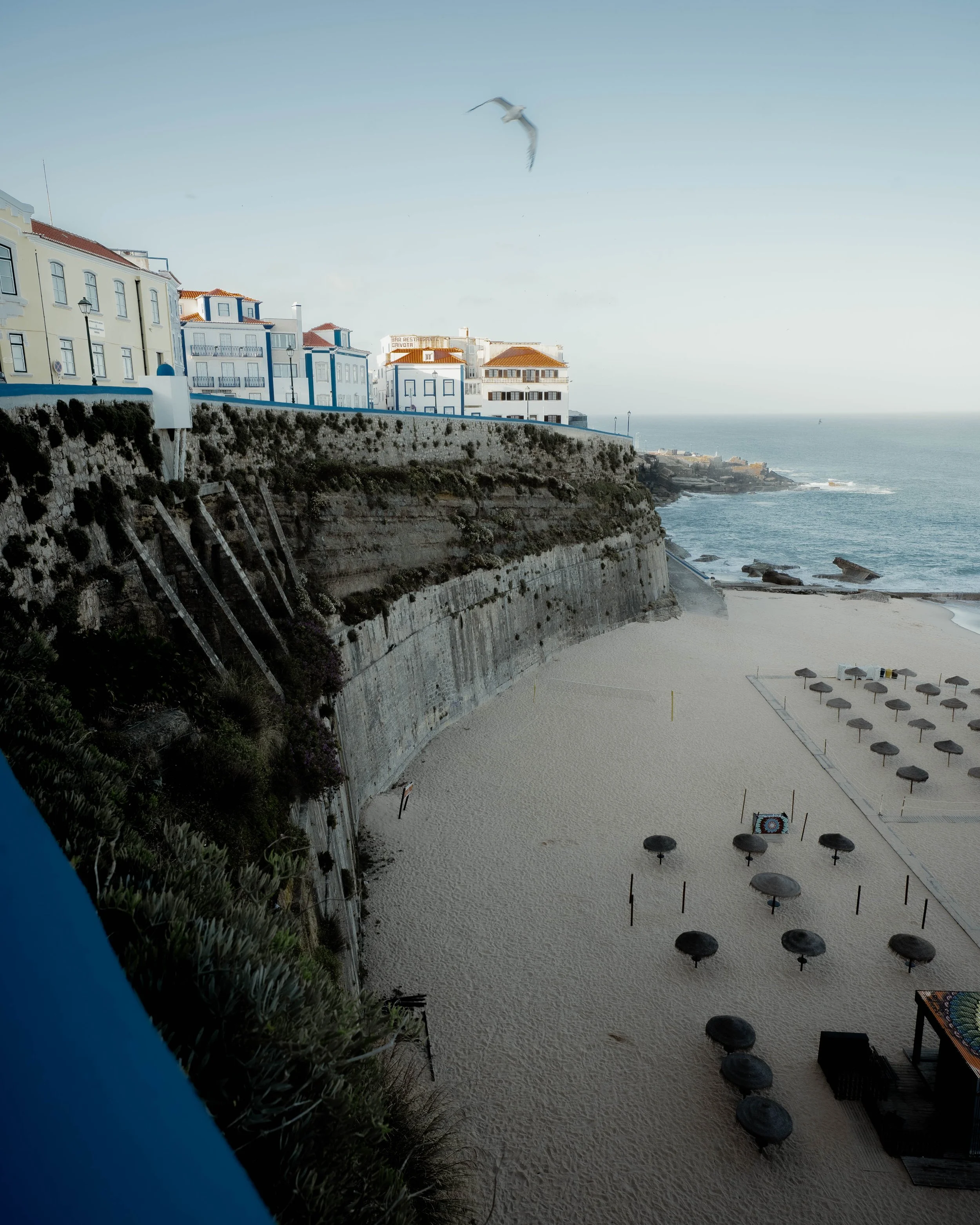 portugal-ericeira-promenade-am-strand.jpg