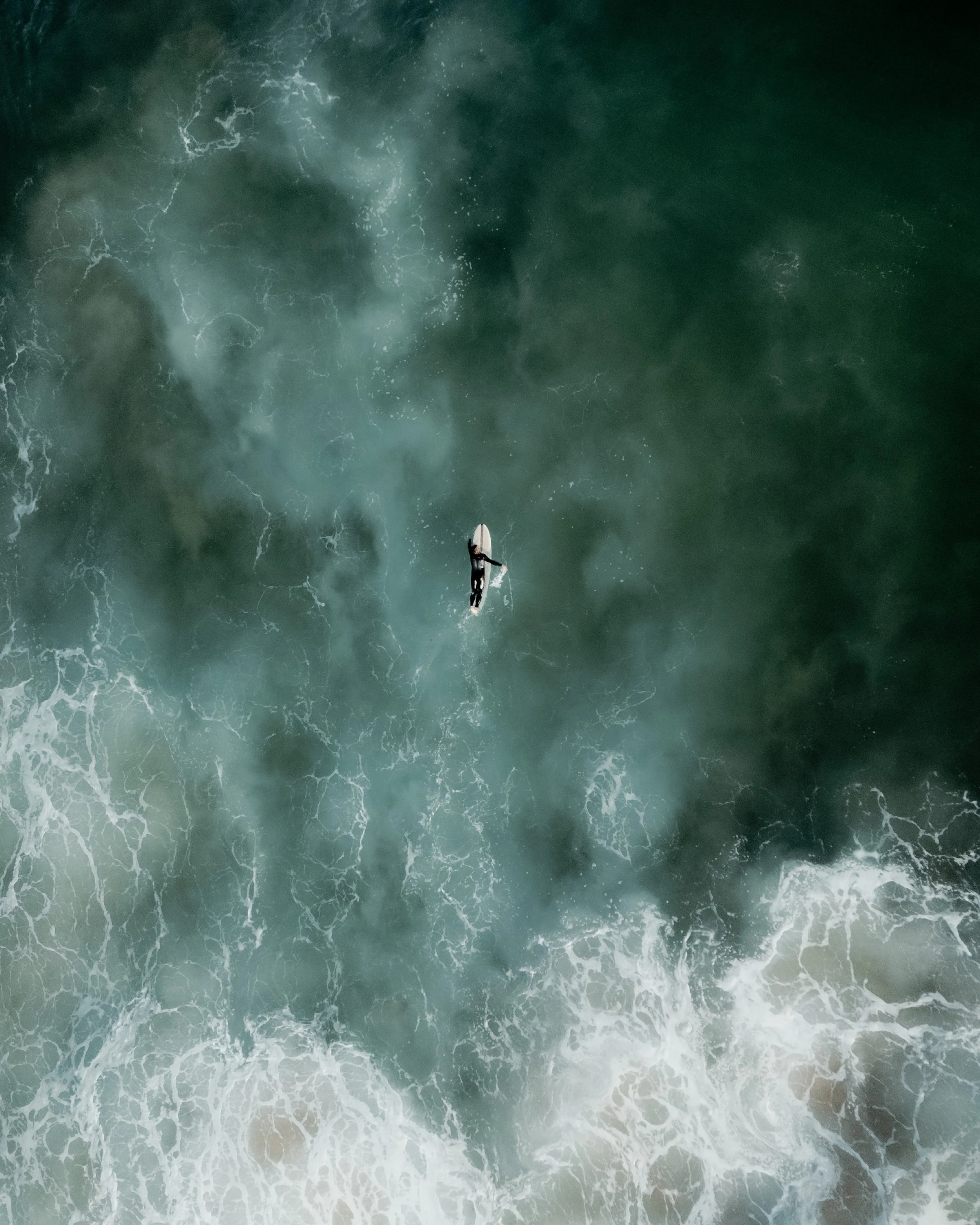 portugal-praia-de-sao-juliao-surfer-von-oben.jpg