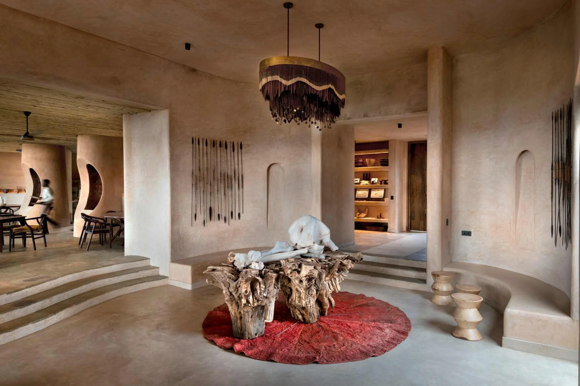 Kenya-Suyian-Lodge-Bar-Lobby (9)_compressed.jpg