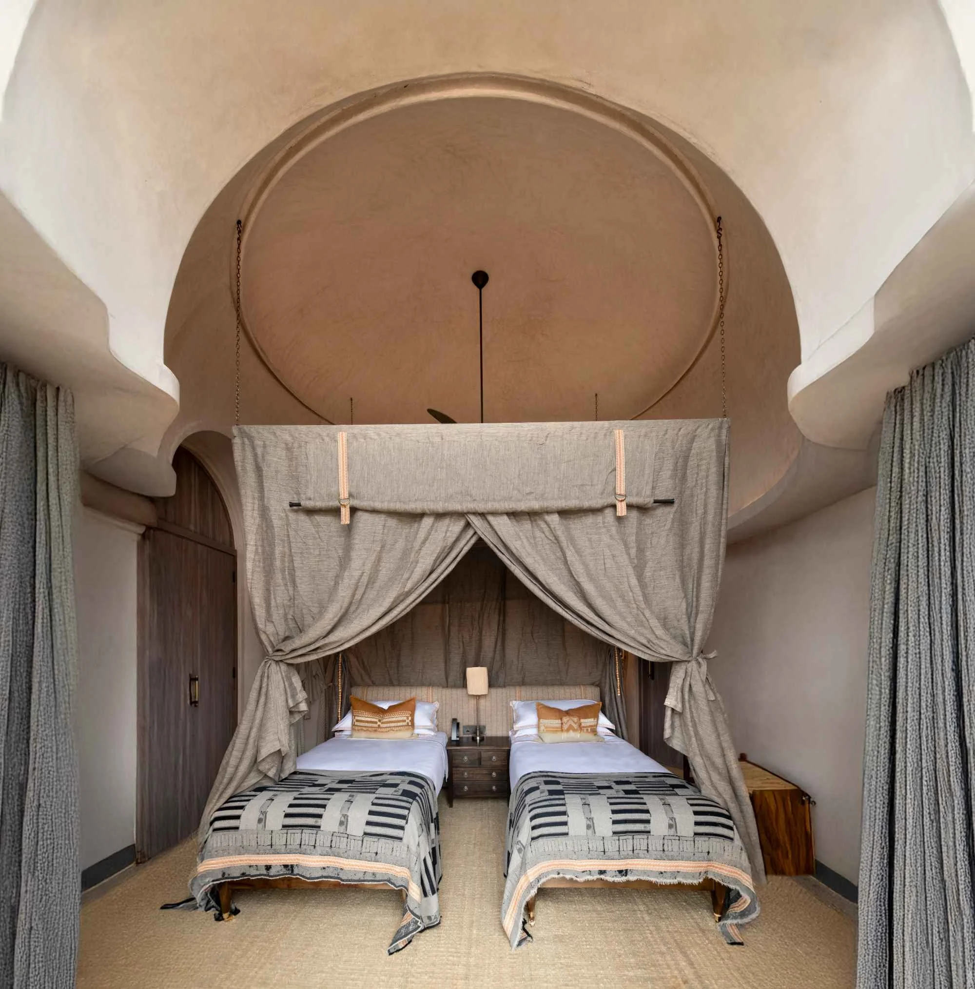 Kenya-Suyian-Lodge-Family-Suite (2)_compressed.jpg