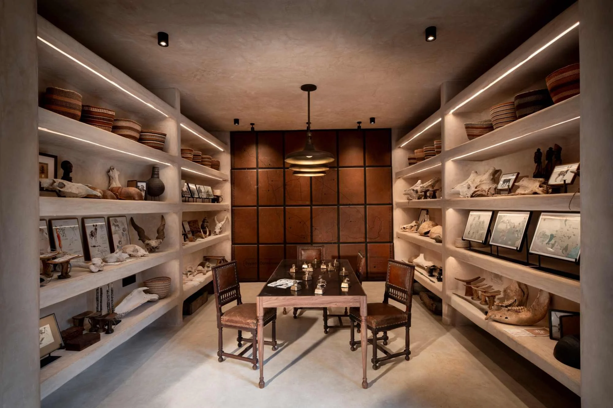 Kenya-Suyian-Lodge-Map-Room (4)_compressed.jpg