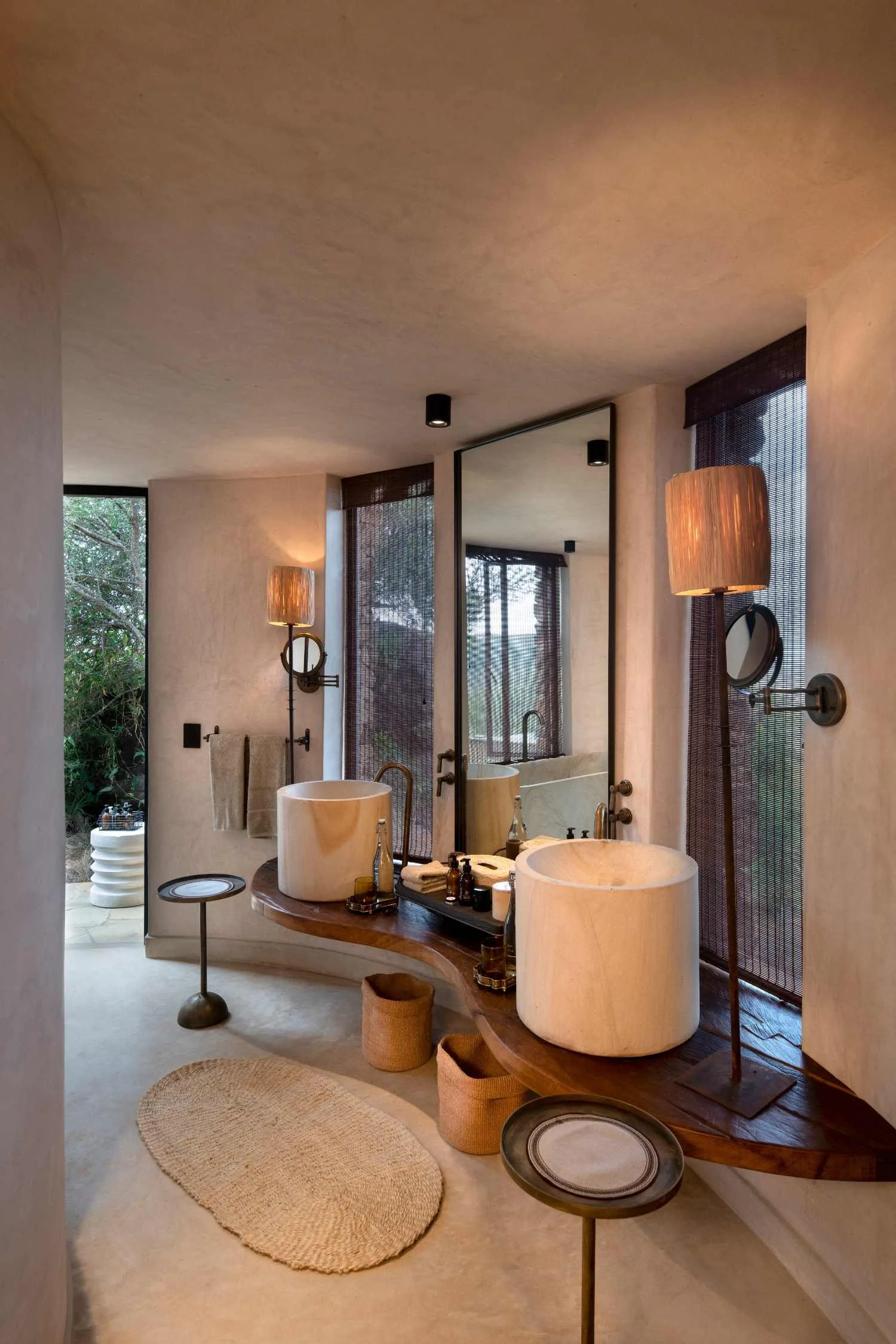 Kenya-Suyian-Lodge-Suite-Bathroom (4)_compressed.jpg