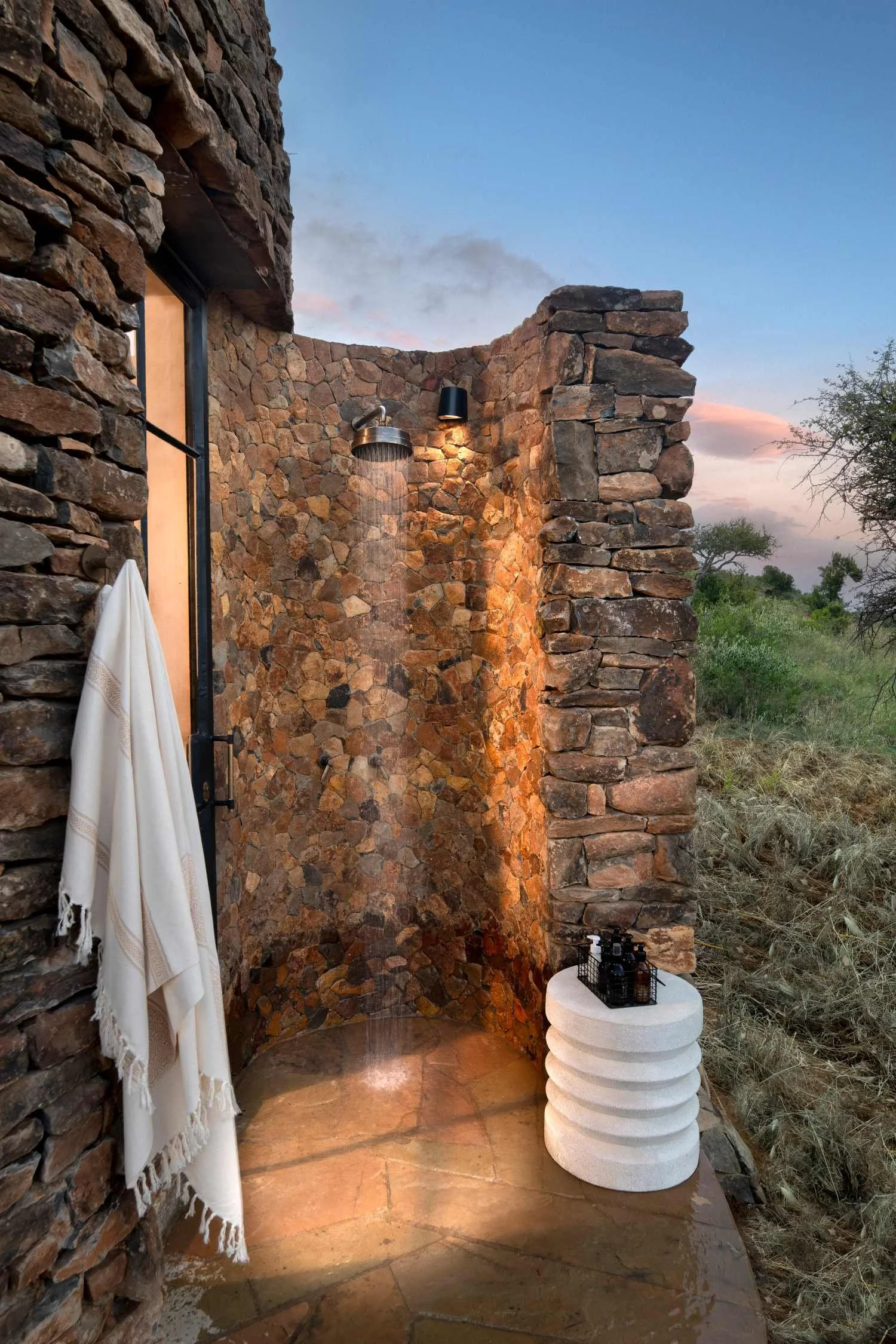 Kenya-Suyian-Lodge-Suite-Outdoor-Shower (2)_compressed.jpg