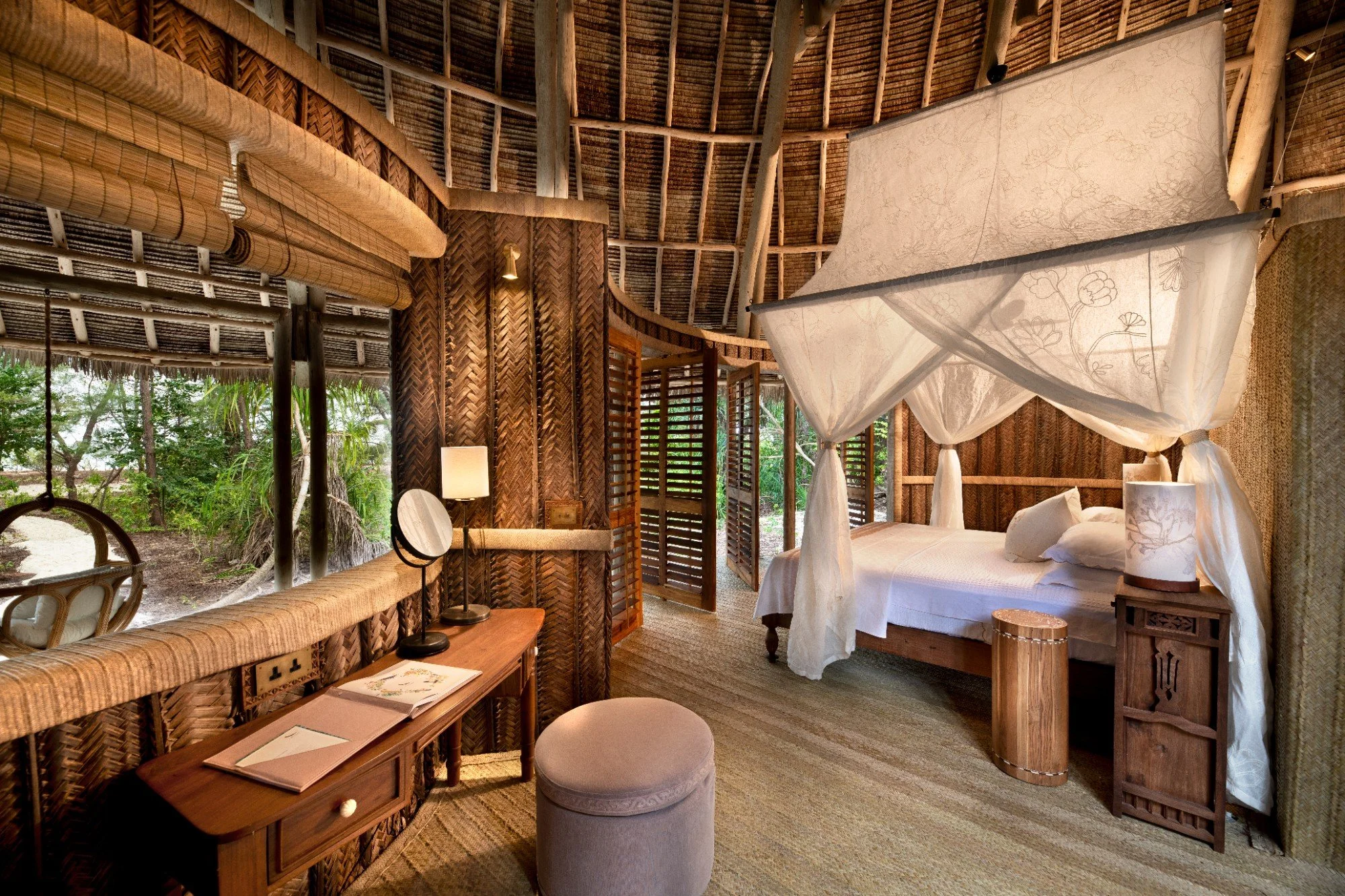 Zanzibar-Mnemba-Island-banda-bedroom (1)_w2000.jpg