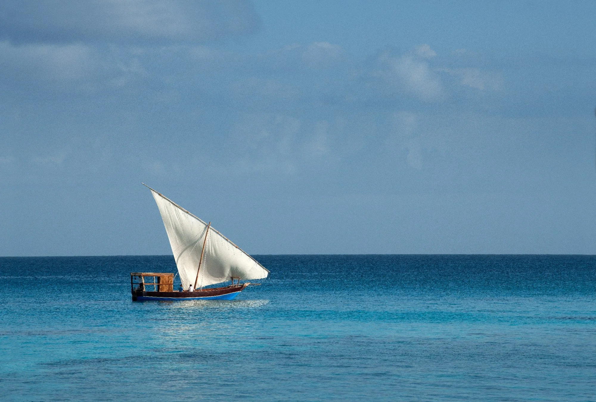 Zanzibar-Mnemba-Island-dhow (2)_w2000.jpg