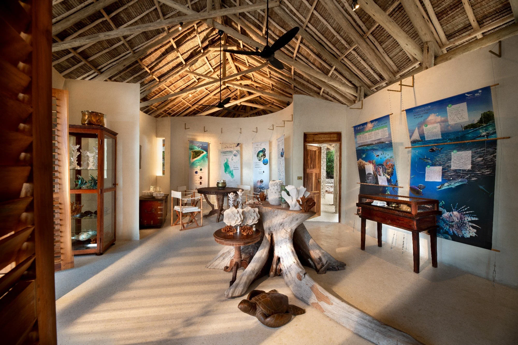 Zanzibar-Mnemba-Island-Discovery-Centre_w2000.jpg