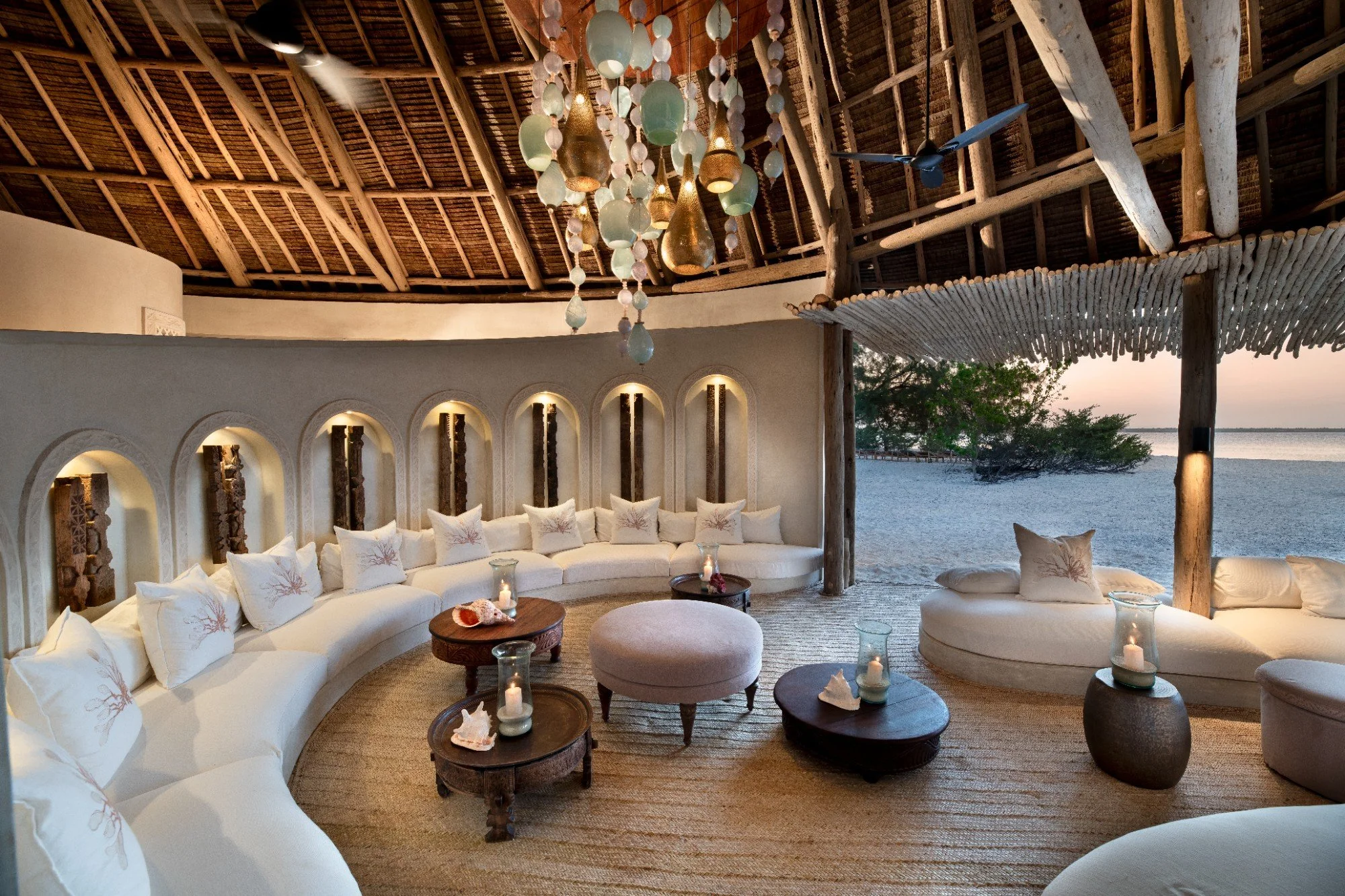 Zanzibar-Mnemba-Island-guest-area (2)_w2000.jpg