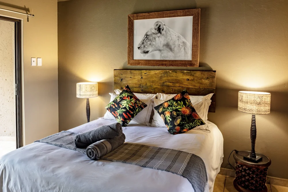 Bush Lodge — Sable Ranch