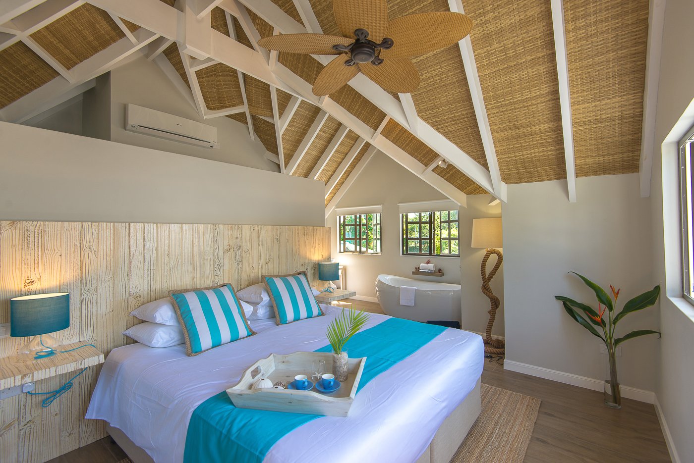 seaview-deluxe-bedroom-and-2br-and-3br.jpg