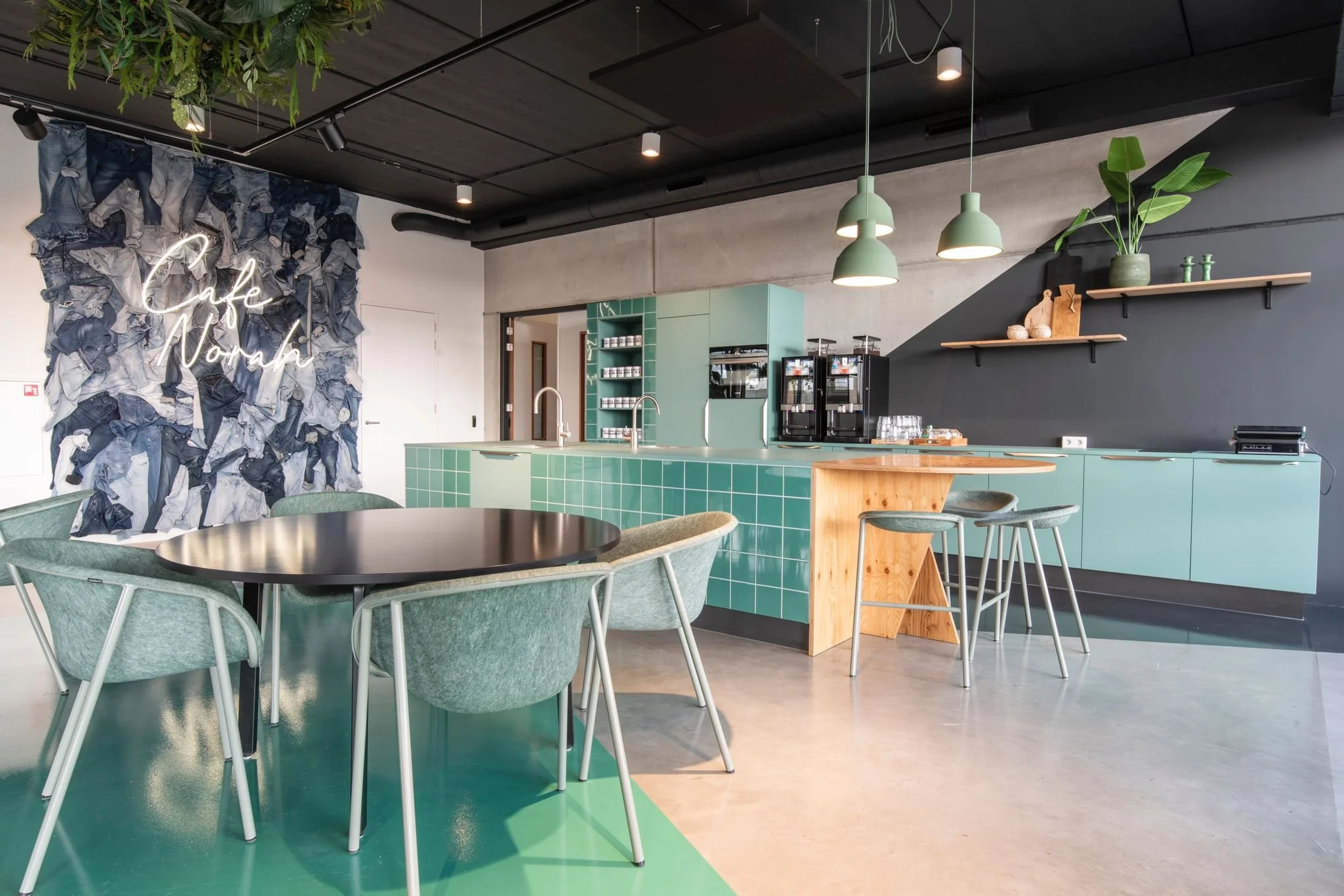 WhatsApp Image 2022-09-20 at 8.14.52 PM (2).jpeg