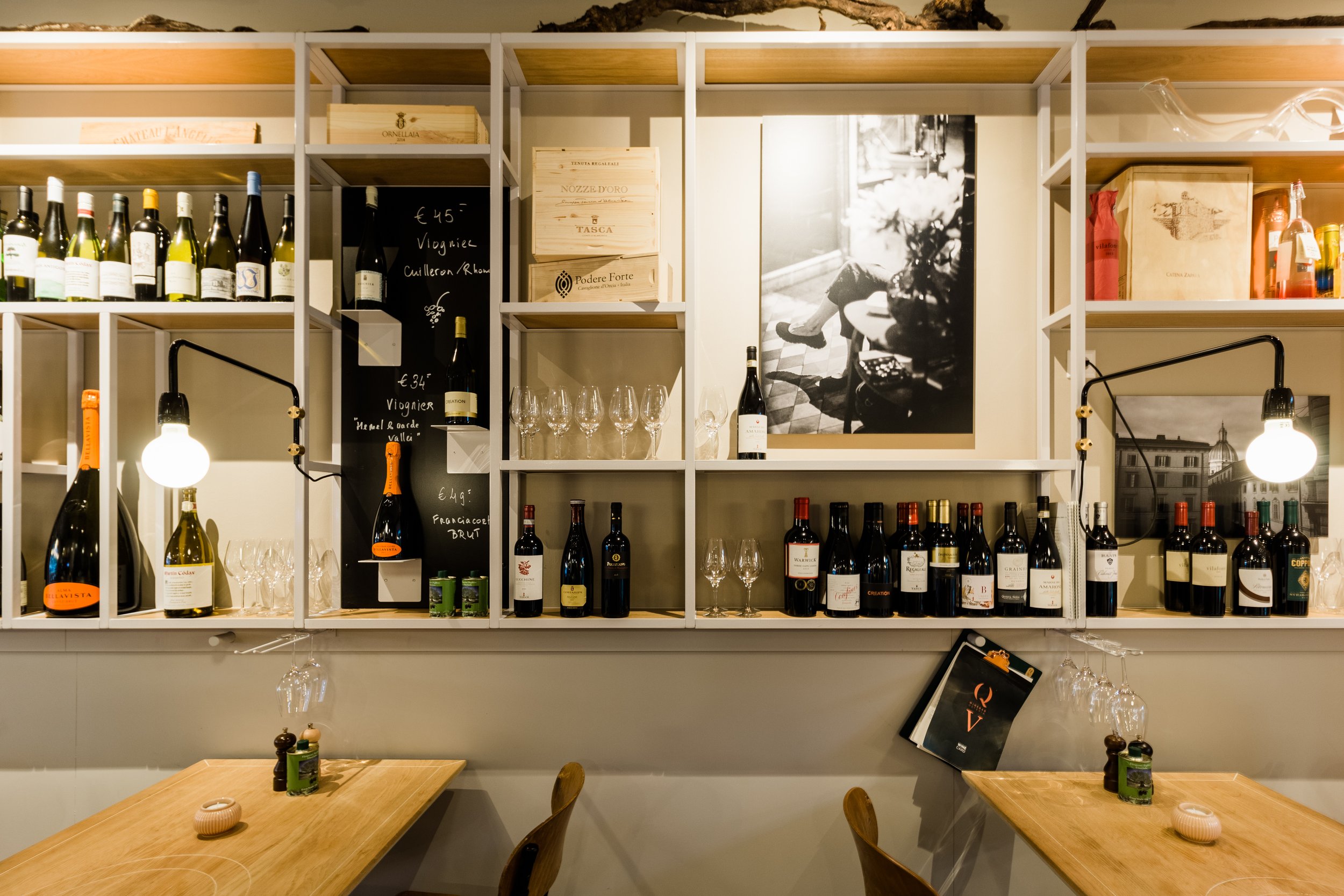 qvwinebar-05.jpg