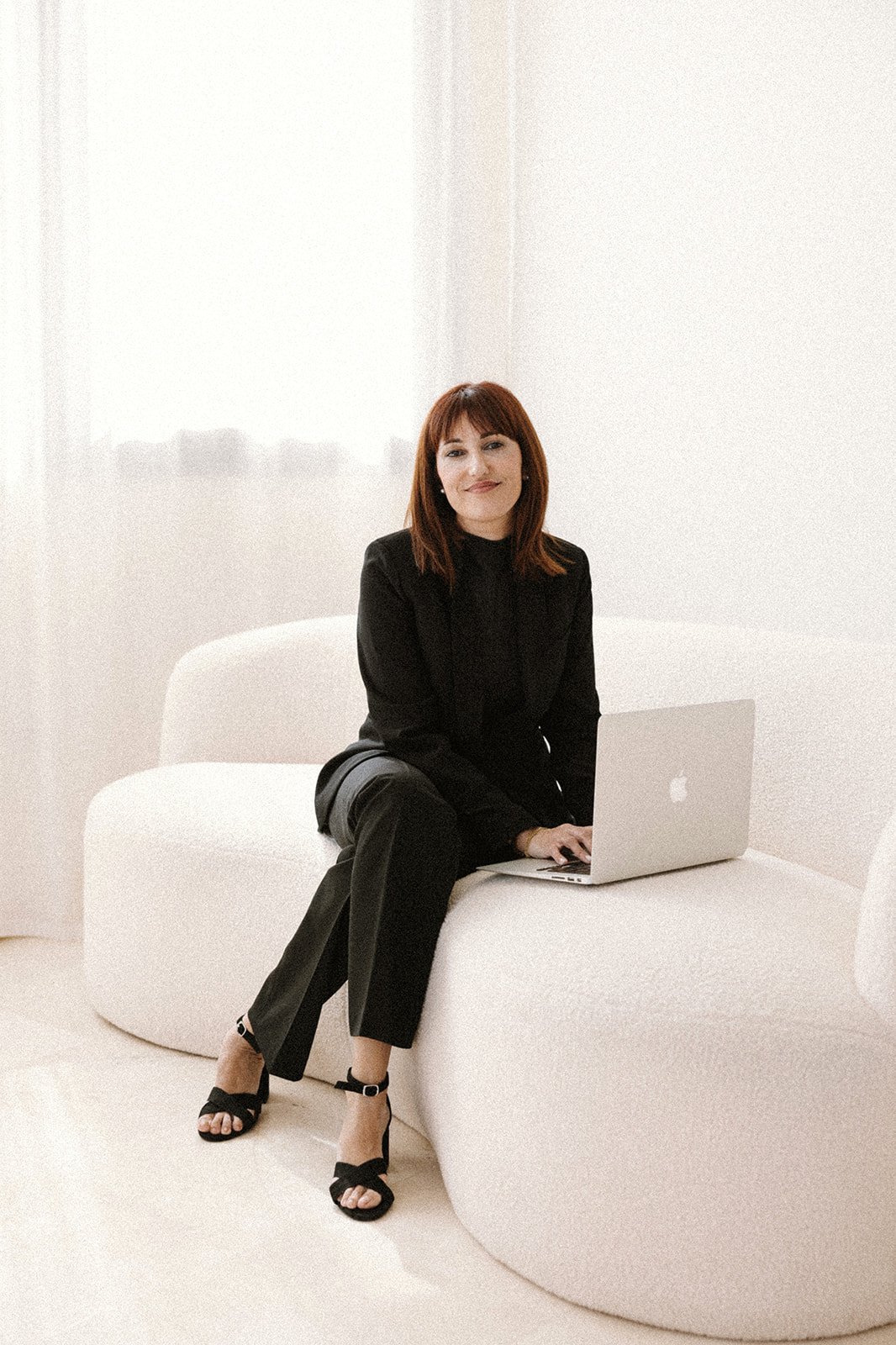 contratar community manager freelance