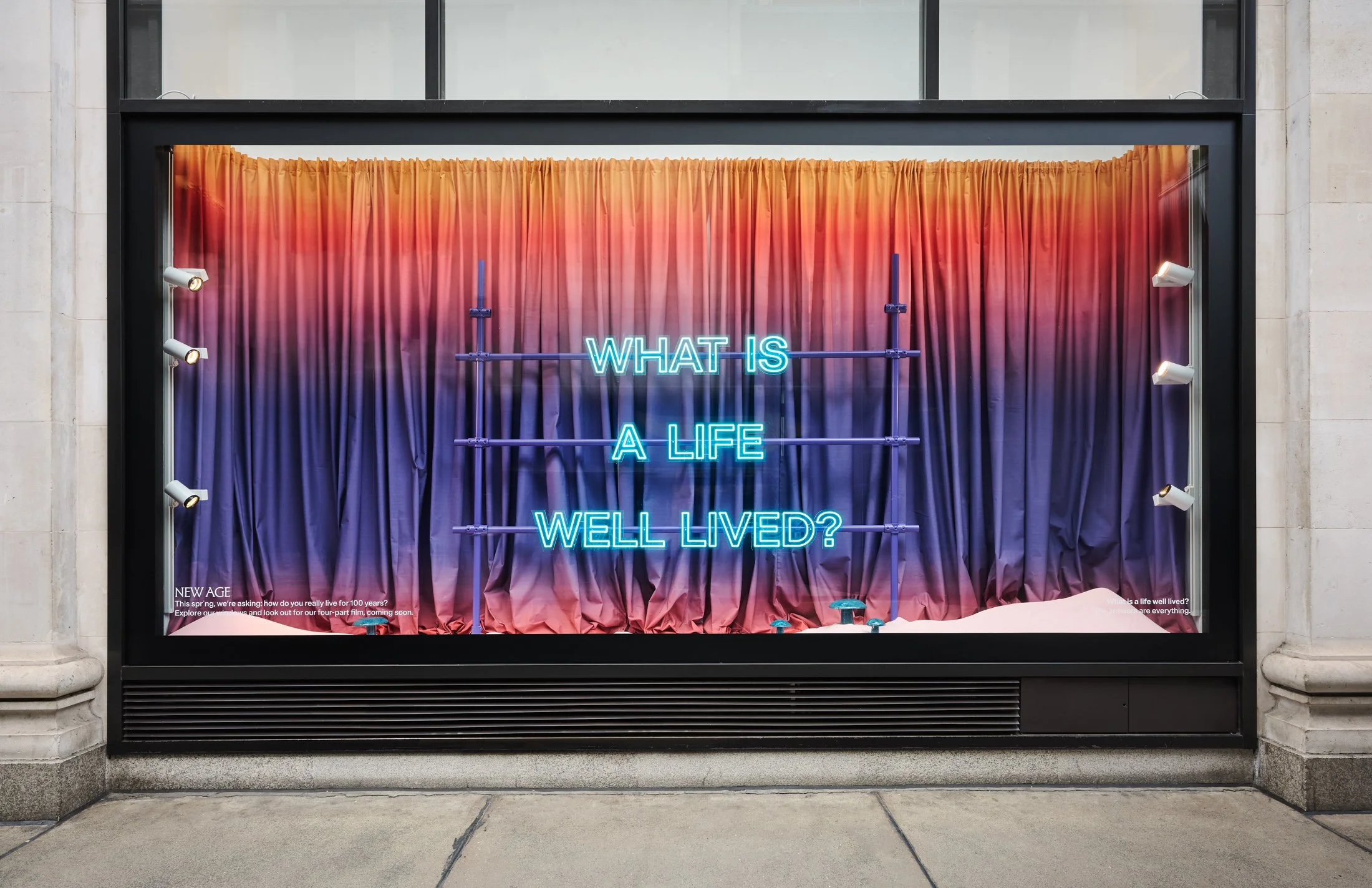 Selfridges Windows April 25_003.jpg