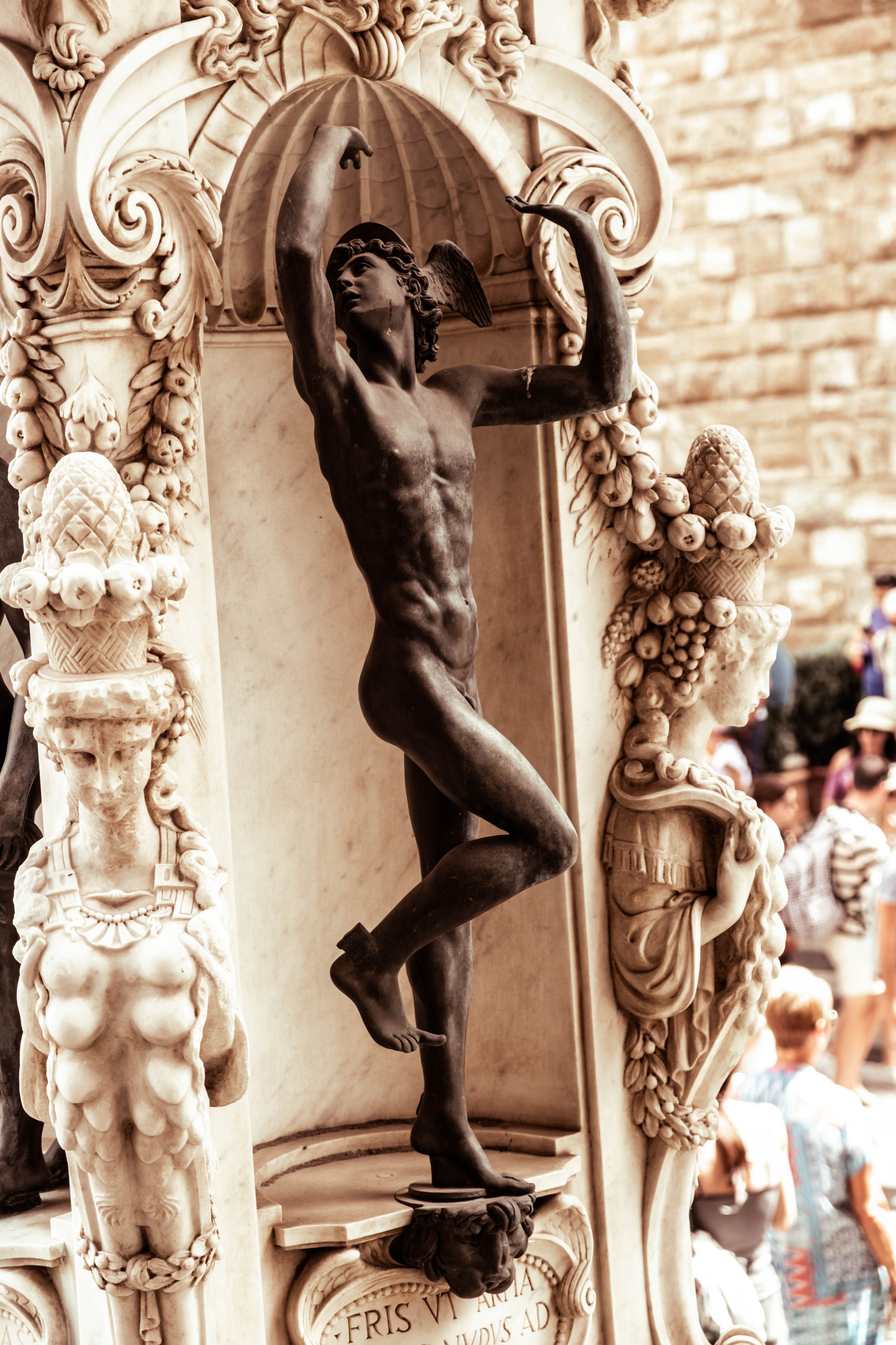 Florence - A Day's Walk-03.jpg