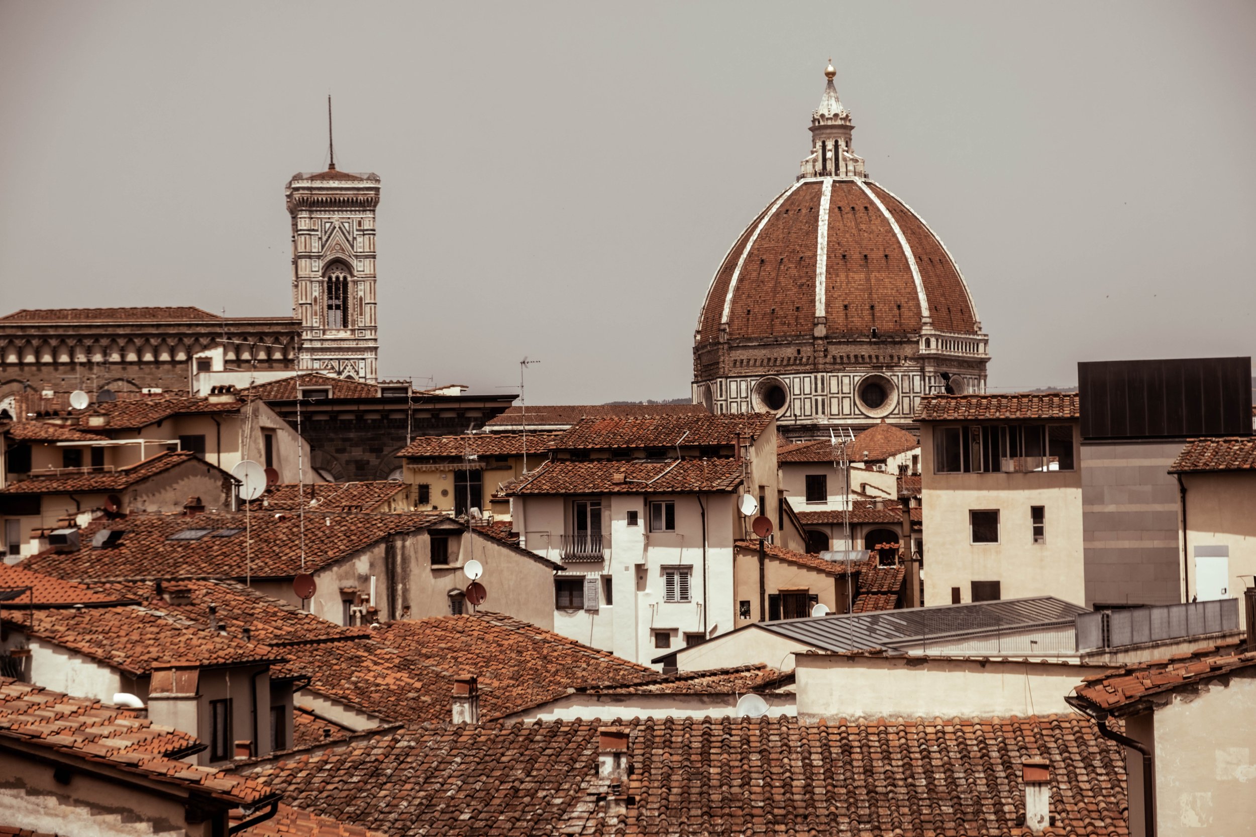 Florence - A Day's Walk-08.jpg