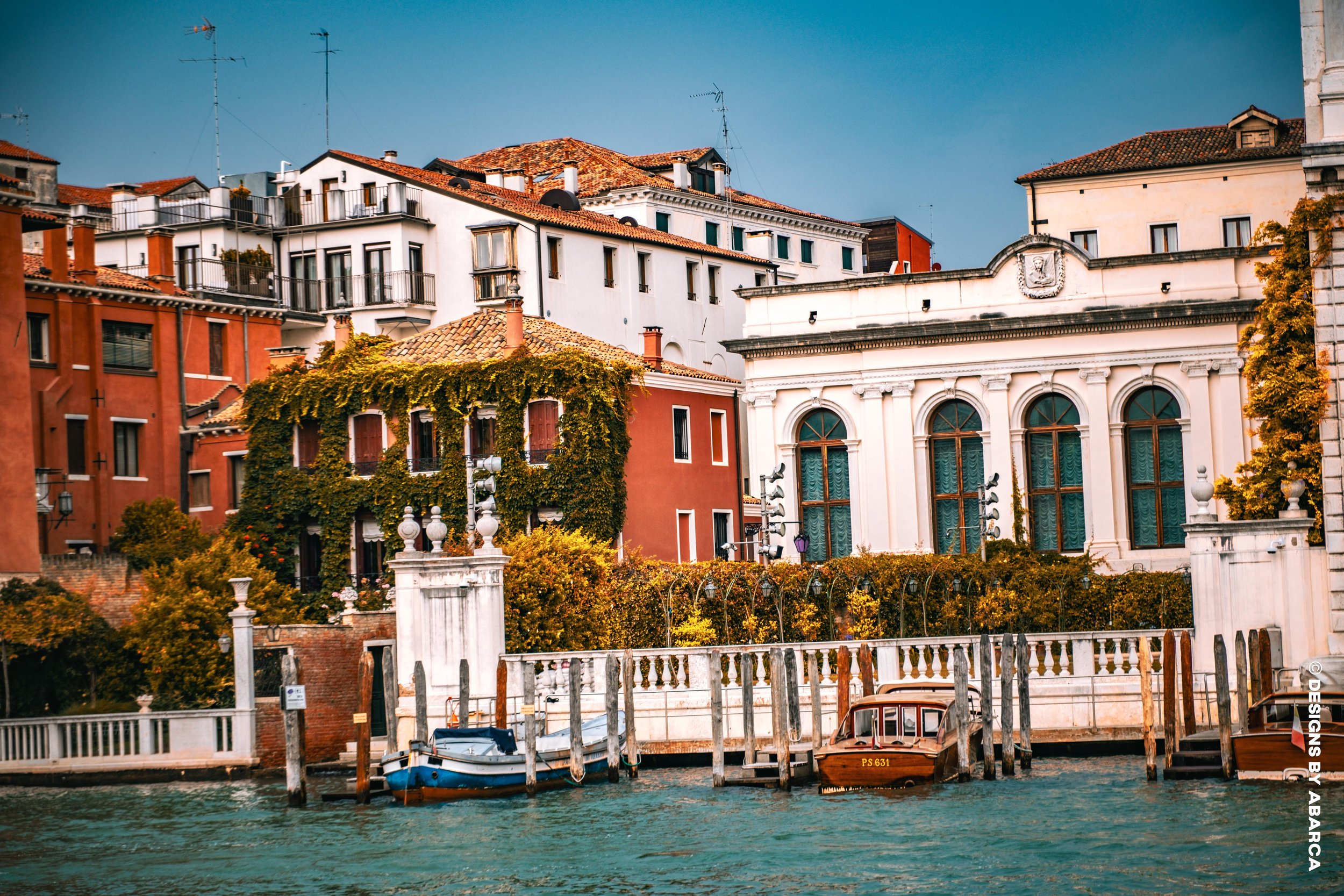 Day N Night in Venice-12.jpg