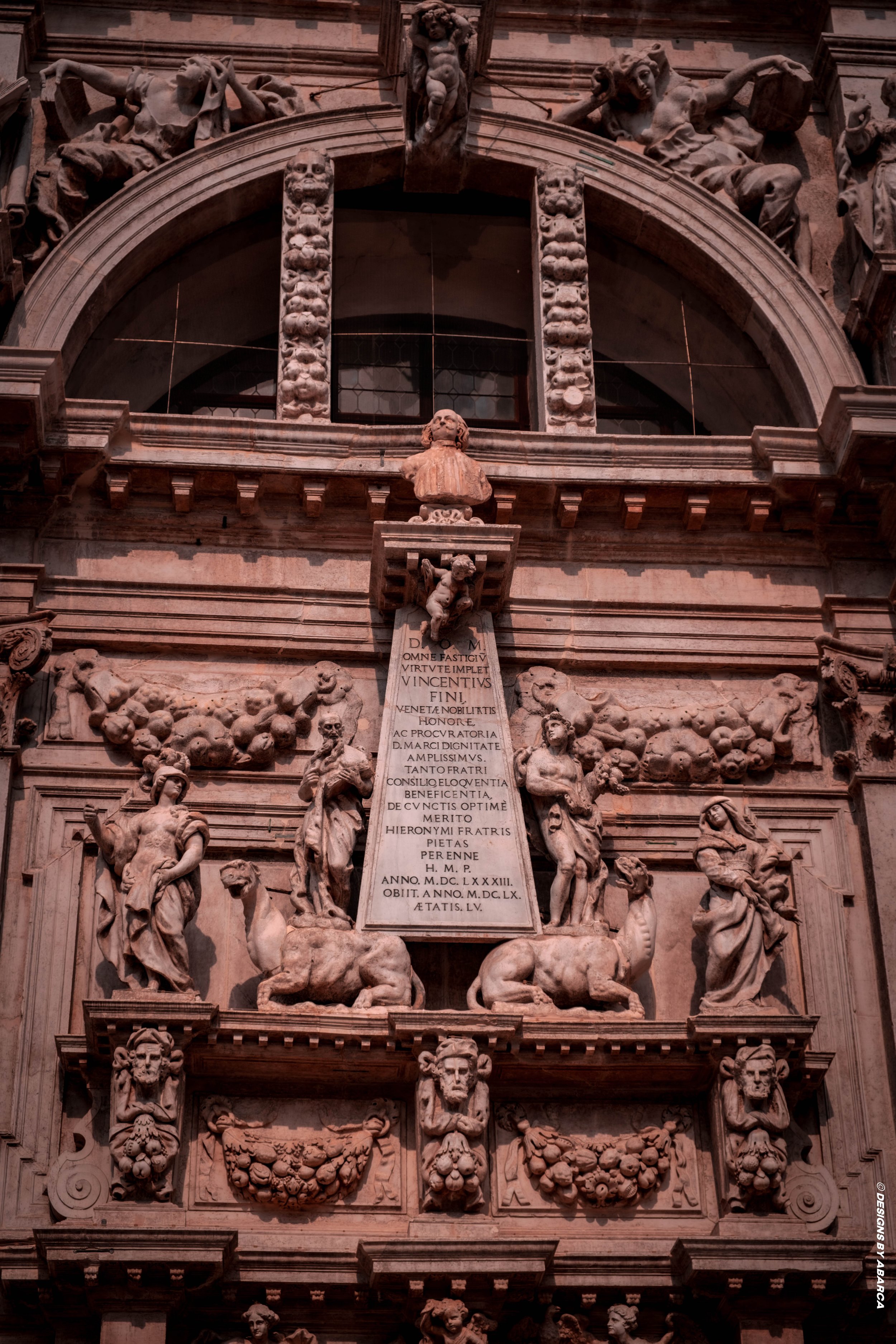 Venice - Doge Palace -01.jpg