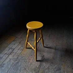 Tabouret tripode