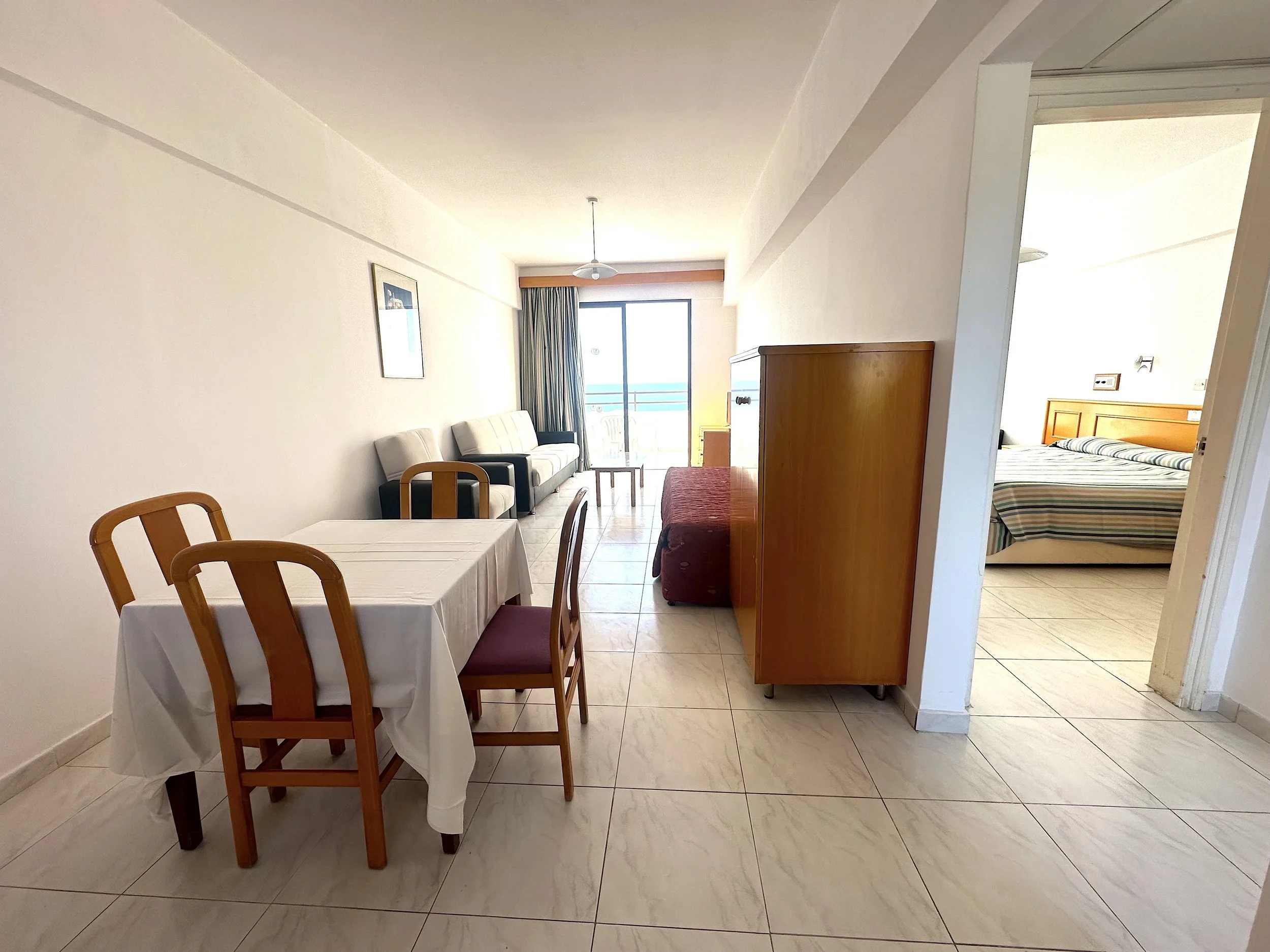 1 bedroom apt titan.jpg