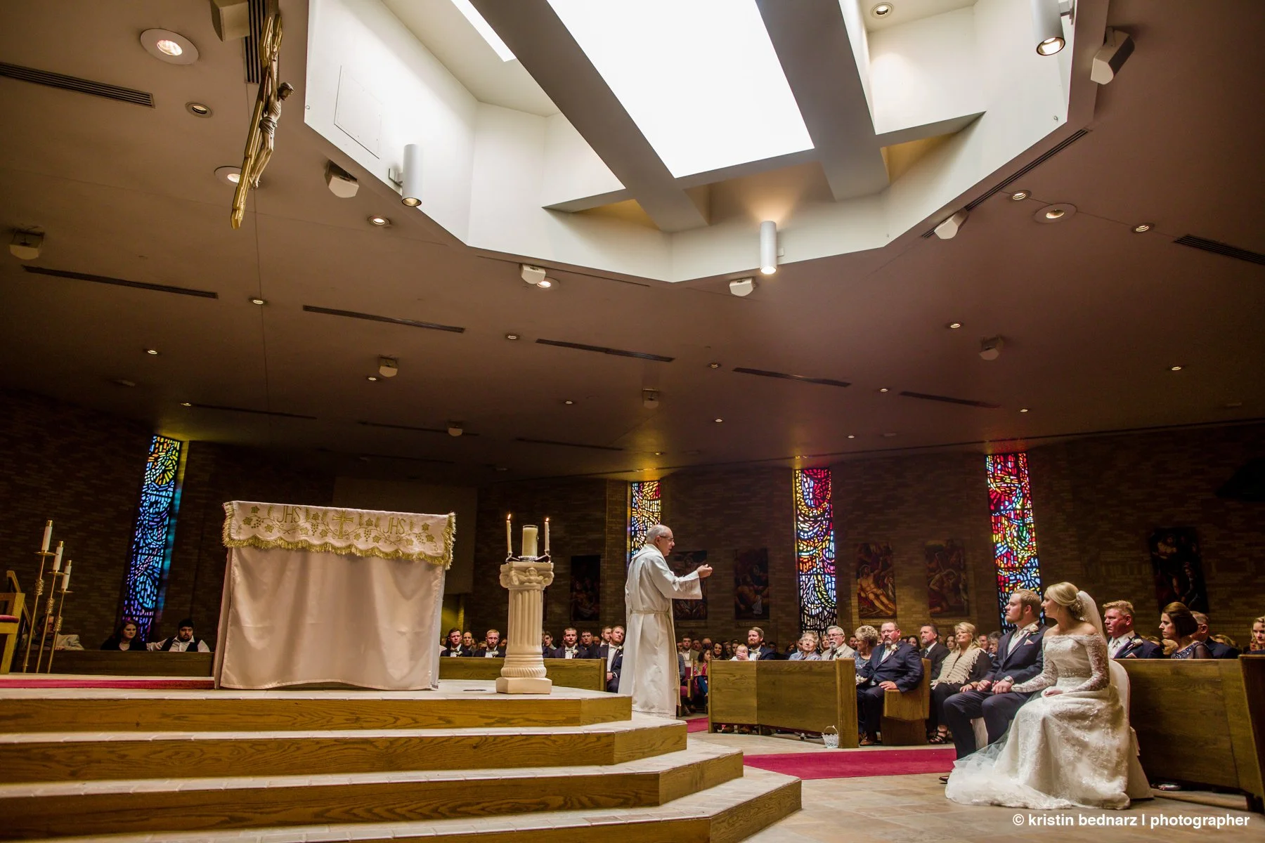  and what a gorgeous space to get married!!!! 