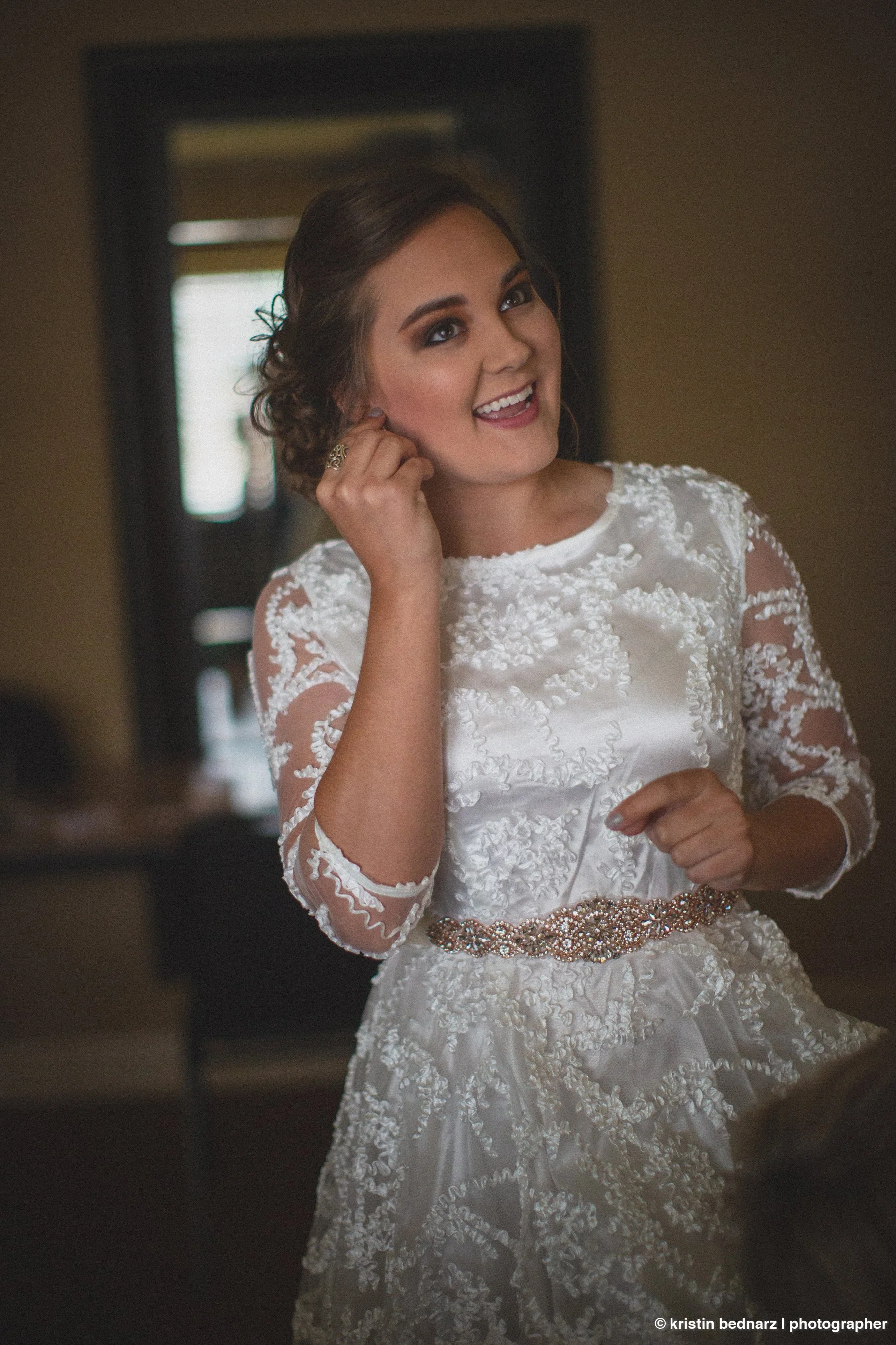 something about a girl getting dressed and finishing the details is just so pretty and graceful.   