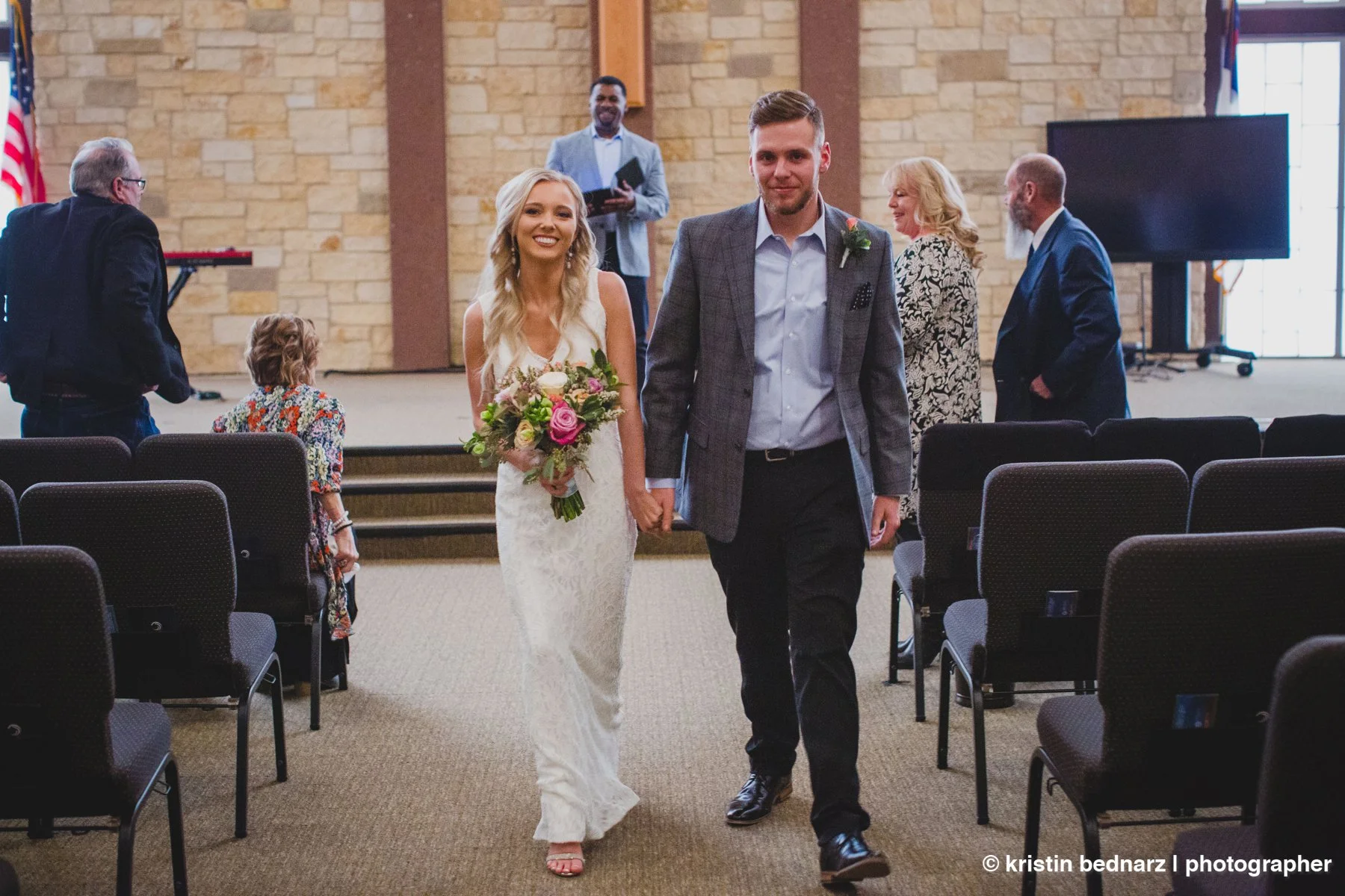 kristin_bednarz_wedding_photographer_20190214_00045sneak_peek.JPG