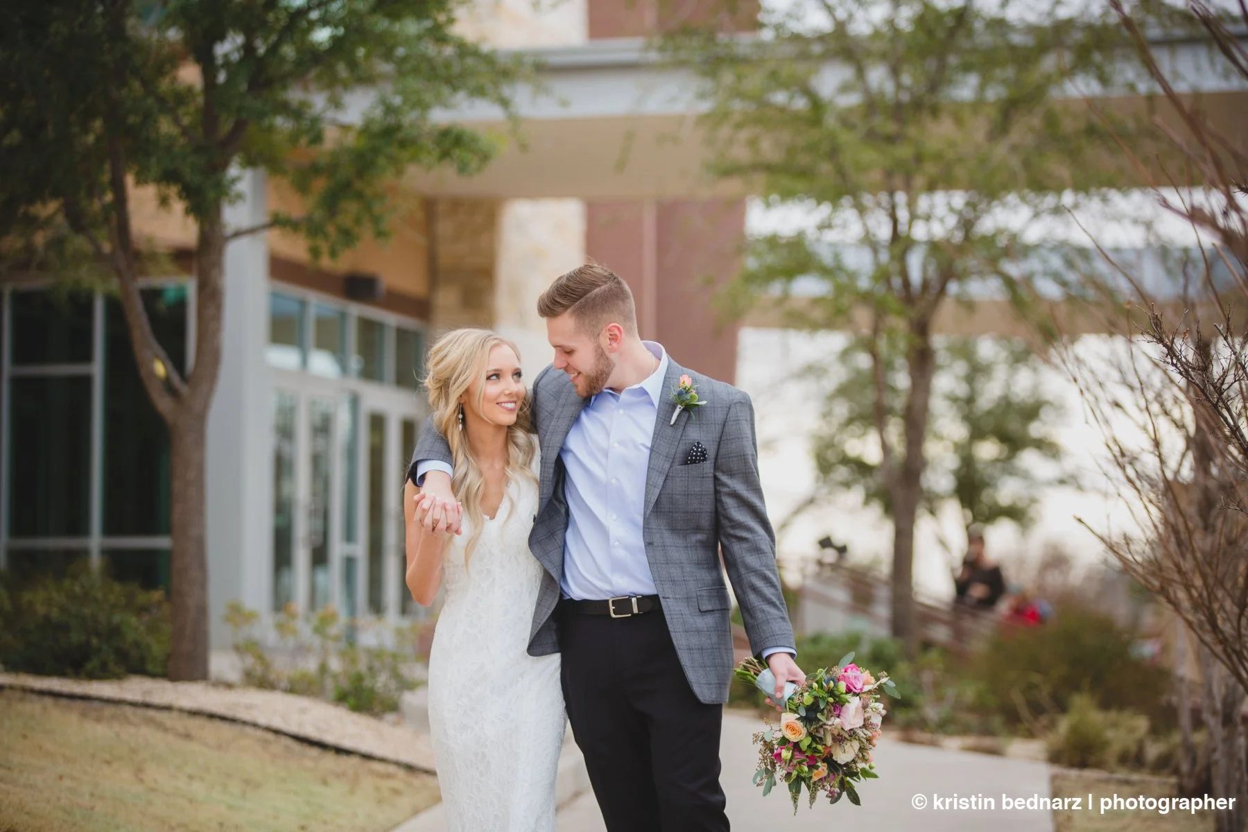 kristin_bednarz_wedding_photographer_20190214_00065sneak_peek.JPG