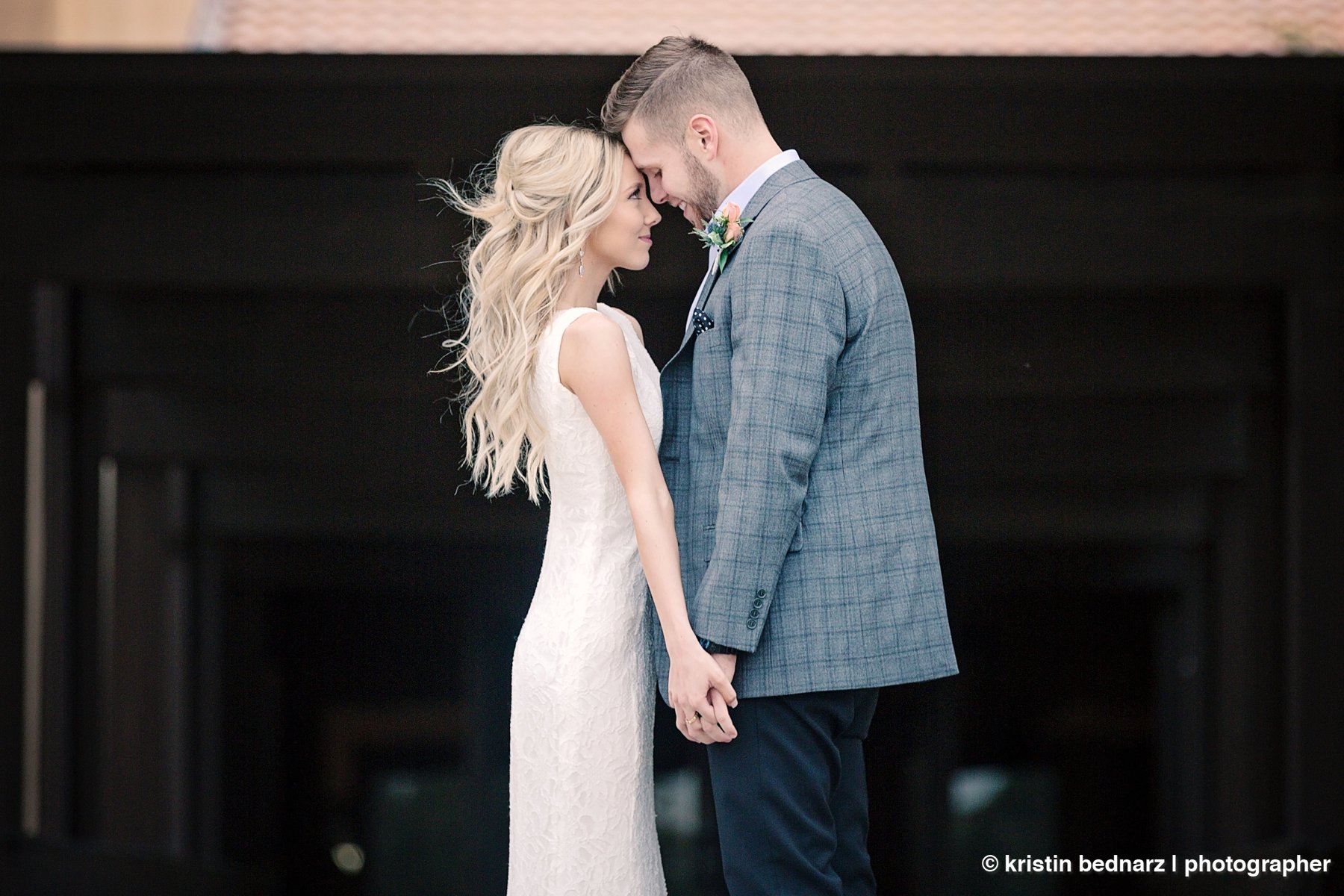 kristin_bednarz_wedding_photographer_20190214_00091sneak_peek.JPG