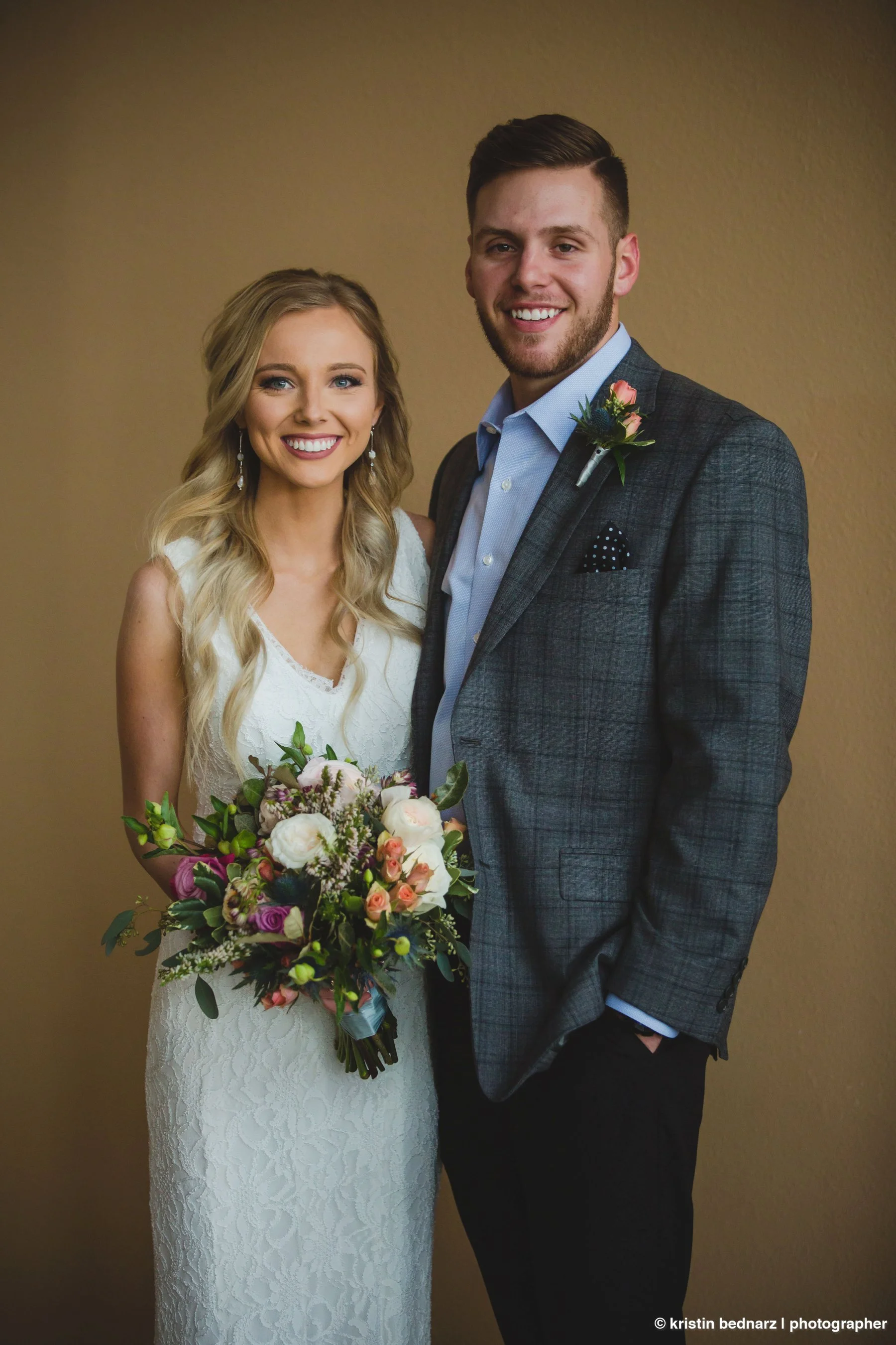 kristin_bednarz_wedding_photographer_20190214_00056sneak_peek.JPG