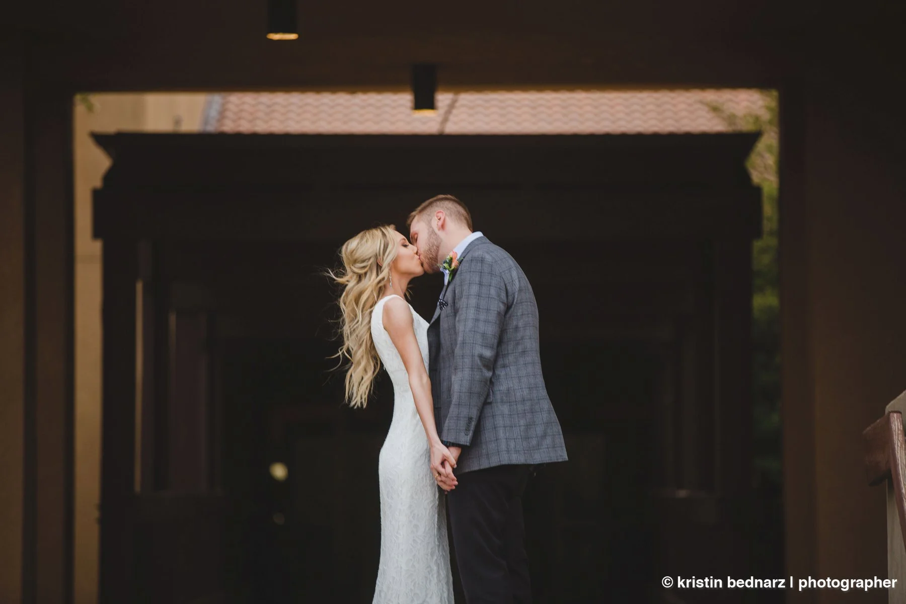 kristin_bednarz_wedding_photographer_20190214_00093sneak_peek.JPG